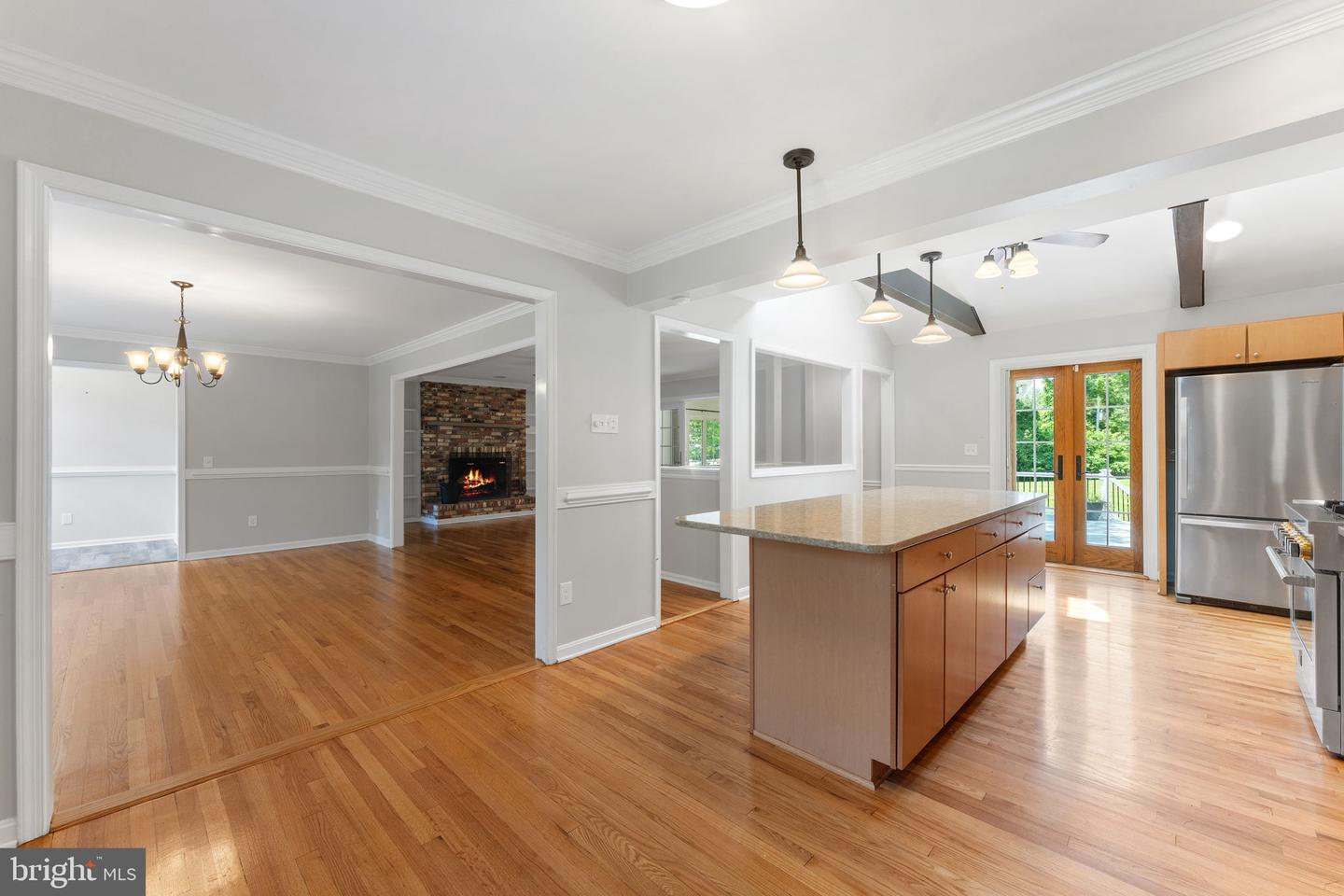 10828 MOORE DR, MANASSAS, Virginia 20111, 5 Bedrooms Bedrooms, ,4 BathroomsBathrooms,Residential,For sale,10828 MOORE DR,VAPW2098920 MLS # VAPW2098920