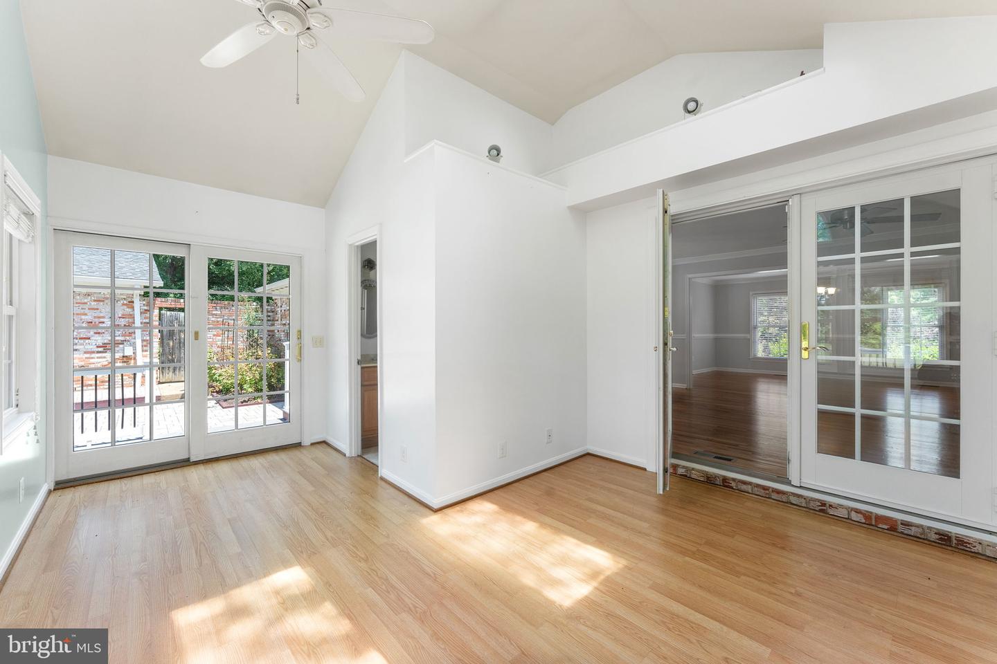 10828 MOORE DR, MANASSAS, Virginia 20111, 5 Bedrooms Bedrooms, ,4 BathroomsBathrooms,Residential,For sale,10828 MOORE DR,VAPW2098920 MLS # VAPW2098920