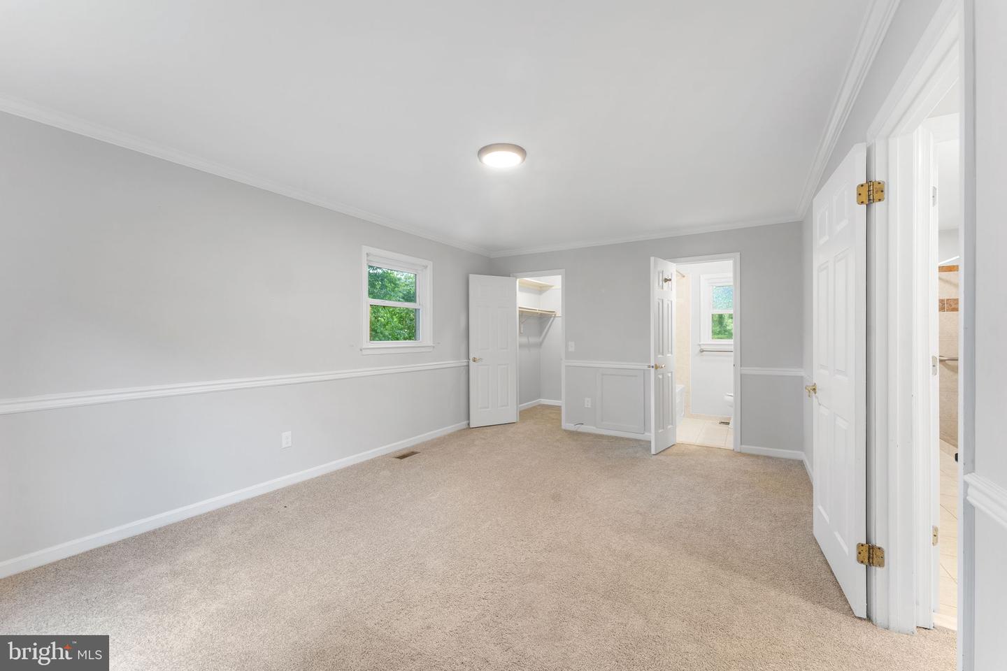 10828 MOORE DR, MANASSAS, Virginia 20111, 5 Bedrooms Bedrooms, ,4 BathroomsBathrooms,Residential,For sale,10828 MOORE DR,VAPW2098920 MLS # VAPW2098920