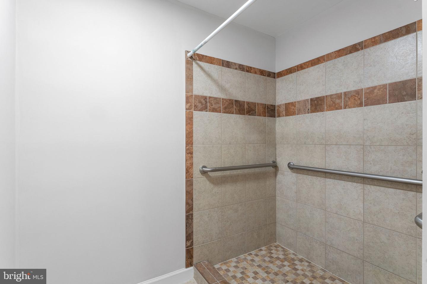 10828 MOORE DR, MANASSAS, Virginia 20111, 5 Bedrooms Bedrooms, ,4 BathroomsBathrooms,Residential,For sale,10828 MOORE DR,VAPW2098920 MLS # VAPW2098920