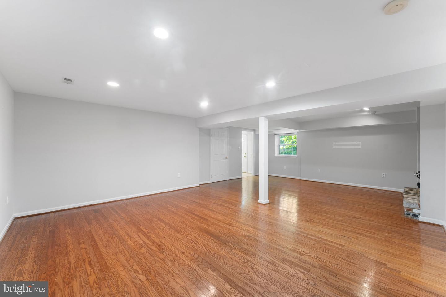 10828 MOORE DR, MANASSAS, Virginia 20111, 5 Bedrooms Bedrooms, ,4 BathroomsBathrooms,Residential,For sale,10828 MOORE DR,VAPW2098920 MLS # VAPW2098920