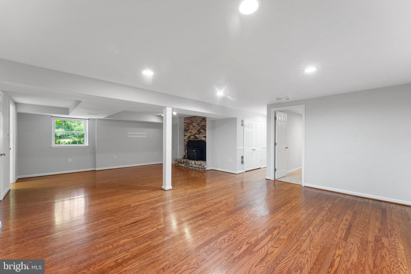 10828 MOORE DR, MANASSAS, Virginia 20111, 5 Bedrooms Bedrooms, ,4 BathroomsBathrooms,Residential,For sale,10828 MOORE DR,VAPW2098920 MLS # VAPW2098920