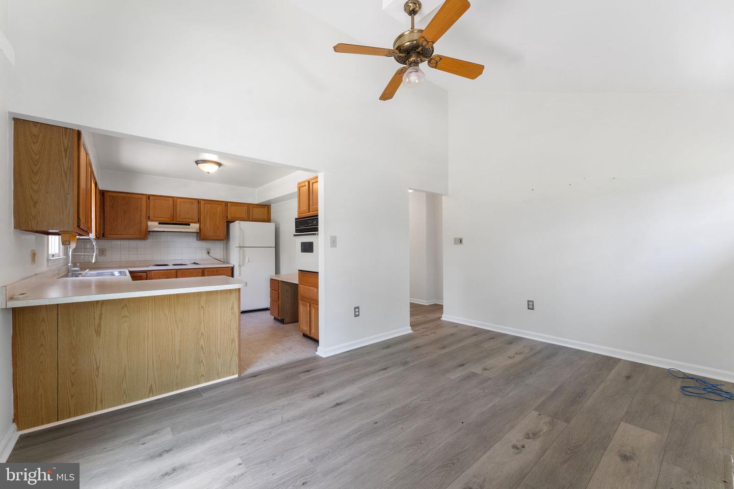 10828 MOORE DR, MANASSAS, Virginia 20111, 5 Bedrooms Bedrooms, ,4 BathroomsBathrooms,Residential,For sale,10828 MOORE DR,VAPW2098920 MLS # VAPW2098920