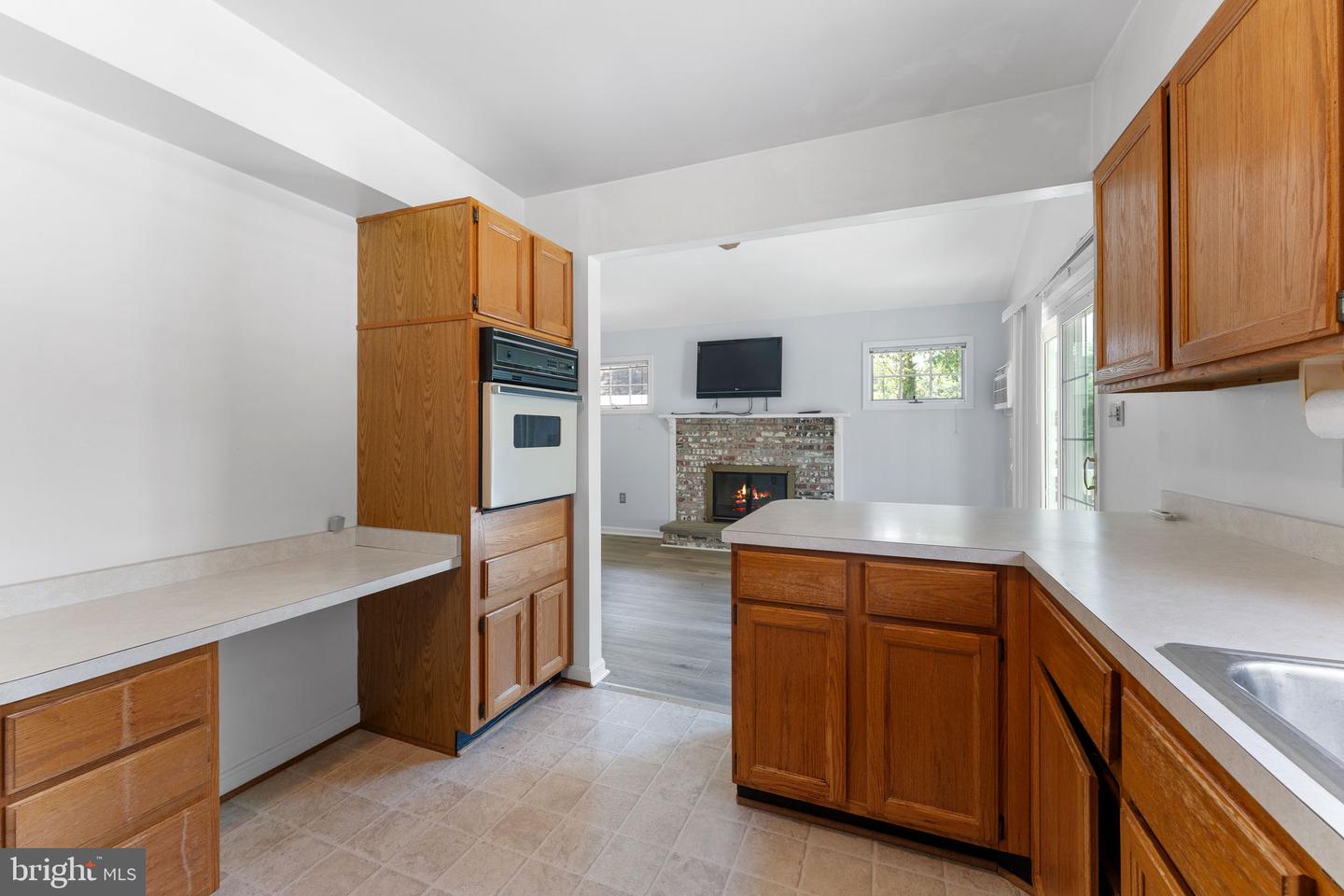 10828 MOORE DR, MANASSAS, Virginia 20111, 5 Bedrooms Bedrooms, ,4 BathroomsBathrooms,Residential,For sale,10828 MOORE DR,VAPW2098920 MLS # VAPW2098920