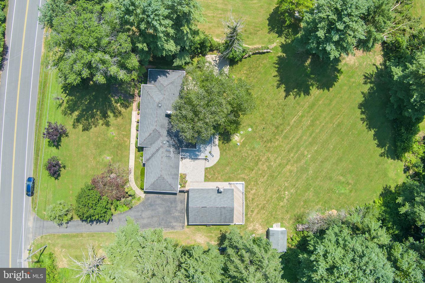 10828 MOORE DR, MANASSAS, Virginia 20111, 5 Bedrooms Bedrooms, ,4 BathroomsBathrooms,Residential,For sale,10828 MOORE DR,VAPW2098920 MLS # VAPW2098920