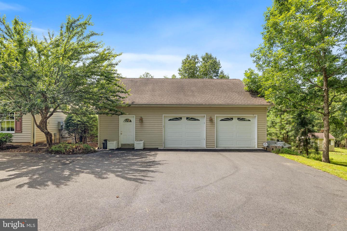 3930 GILBERT STATION RD, BARBOURSVILLE, Virginia 22923, 3 Bedrooms Bedrooms, ,2 BathroomsBathrooms,Residential,For sale,3930 GILBERT STATION RD,VAAB2001042 MLS # VAAB2001042