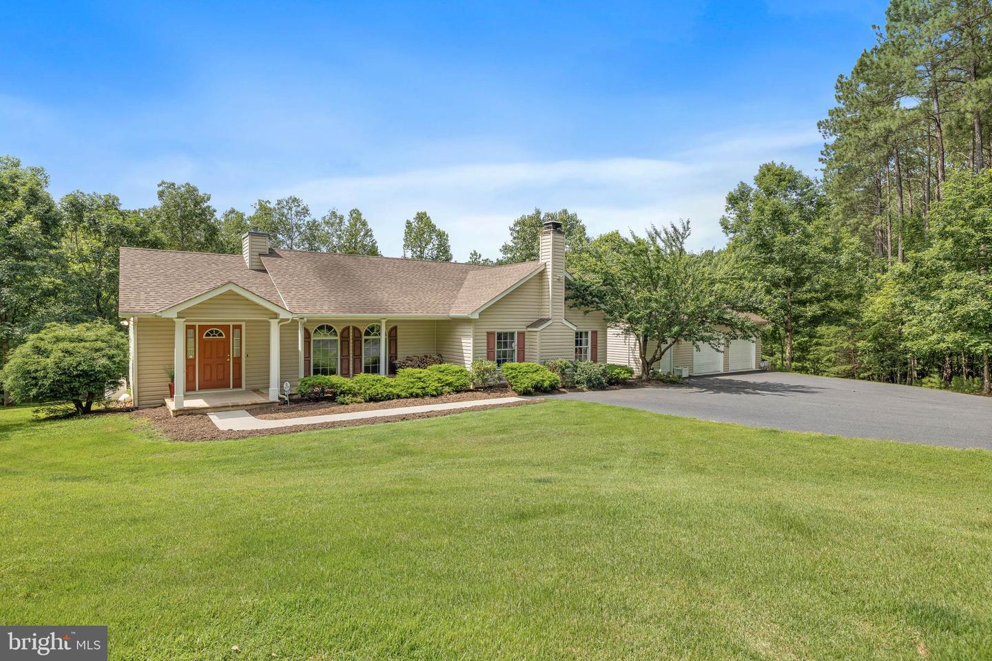 3930 GILBERT STATION RD, BARBOURSVILLE, Virginia 22923, 3 Bedrooms Bedrooms, ,2 BathroomsBathrooms,Residential,For sale,3930 GILBERT STATION RD,VAAB2001042 MLS # VAAB2001042