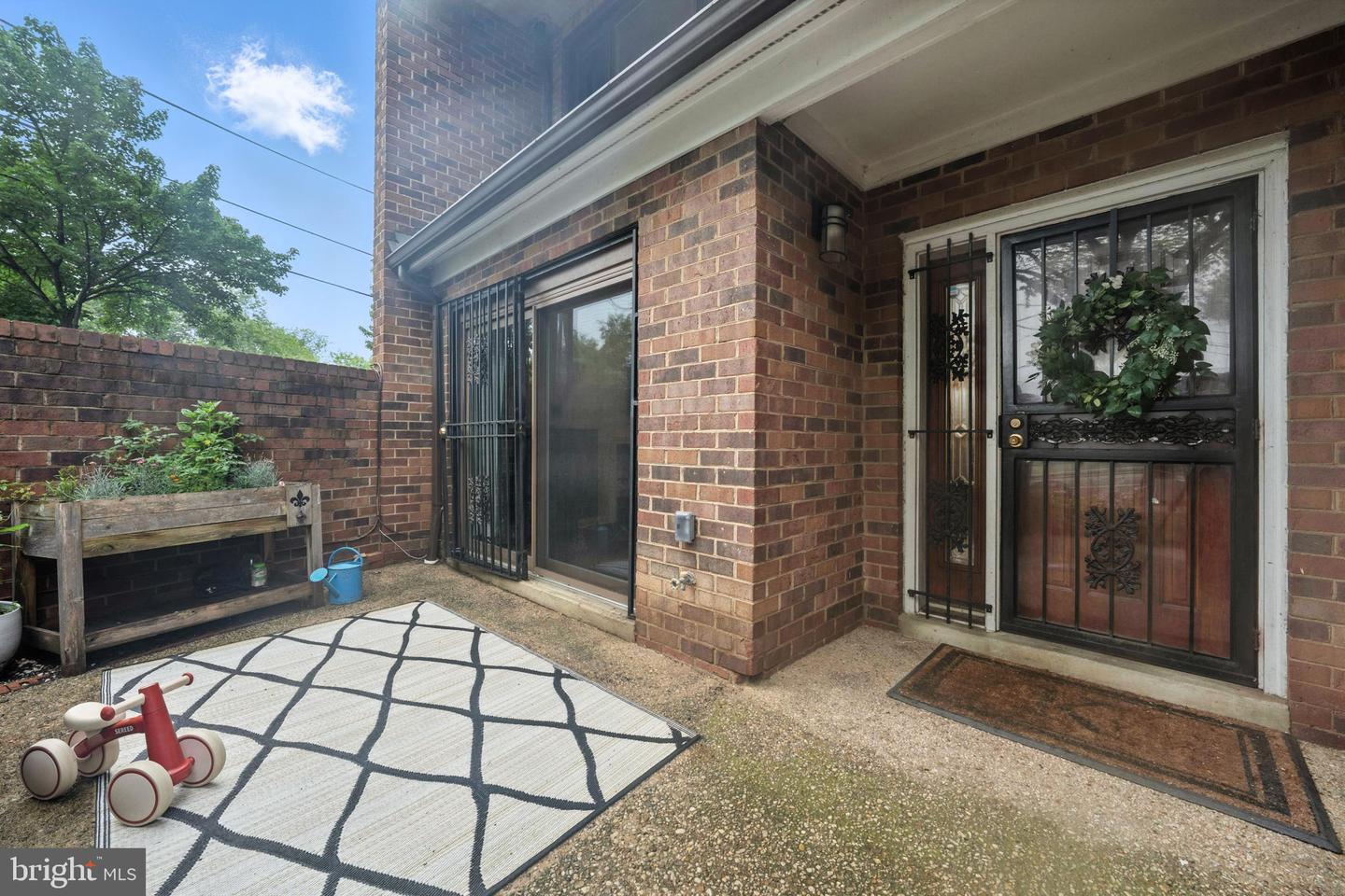 1055 MICHIGAN AVE NE, WASHINGTON, District Of Columbia 20017, 3 Bedrooms Bedrooms, ,2 BathroomsBathrooms,Residential,For sale,1055 MICHIGAN AVE NE,DCDC2209778 MLS # DCDC2209778