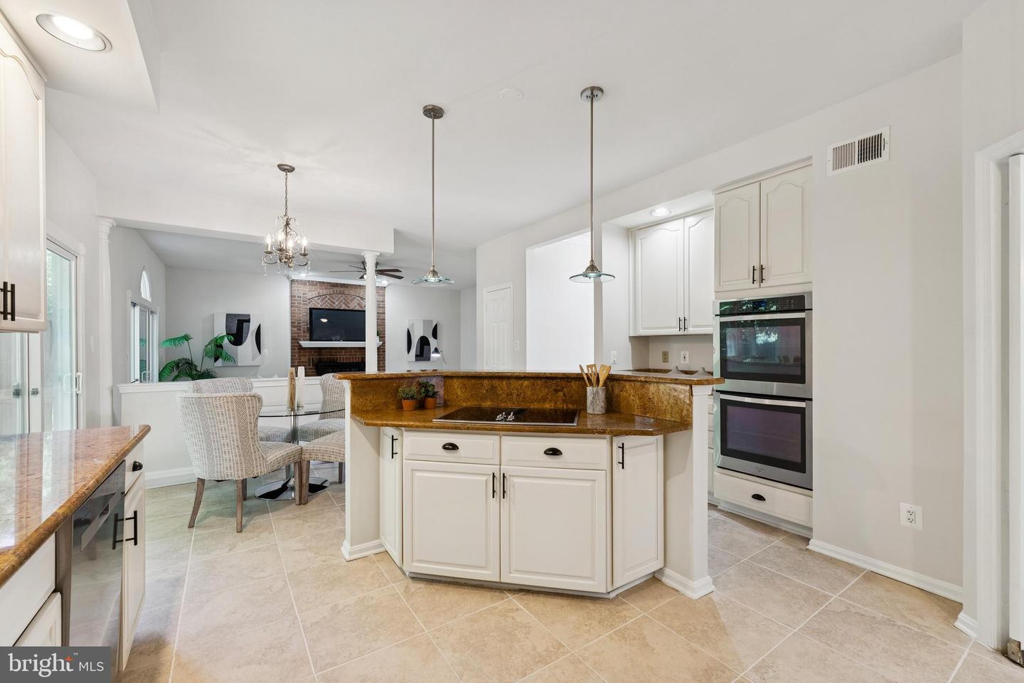 8410 COPPERLEAF CT, FAIRFAX STATION, Virginia 22039, 5 Bedrooms Bedrooms, ,4 BathroomsBathrooms,Residential,For sale,8410 COPPERLEAF CT,VAFX2254802 MLS # VAFX2254802