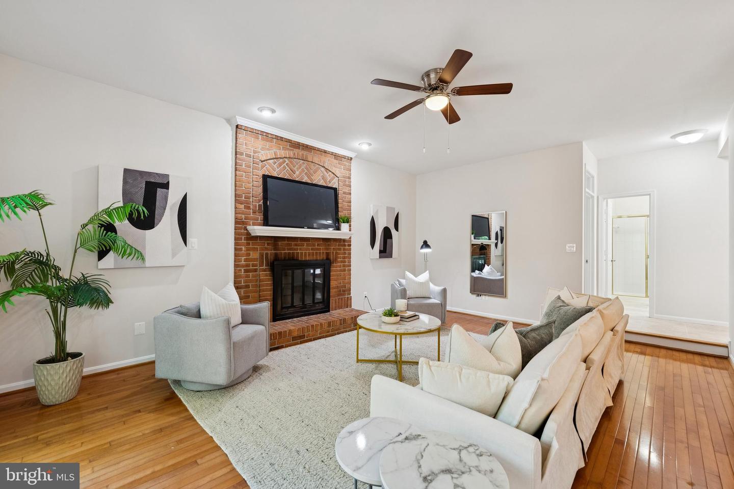8410 COPPERLEAF CT, FAIRFAX STATION, Virginia 22039, 5 Bedrooms Bedrooms, ,4 BathroomsBathrooms,Residential,For sale,8410 COPPERLEAF CT,VAFX2254802 MLS # VAFX2254802