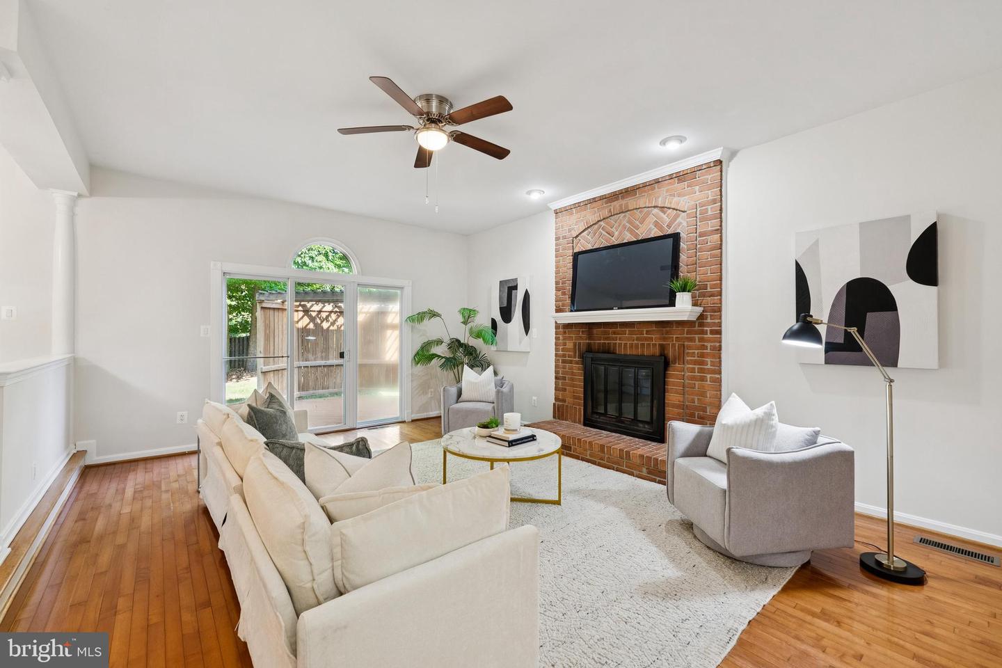 8410 COPPERLEAF CT, FAIRFAX STATION, Virginia 22039, 5 Bedrooms Bedrooms, ,4 BathroomsBathrooms,Residential,For sale,8410 COPPERLEAF CT,VAFX2254802 MLS # VAFX2254802
