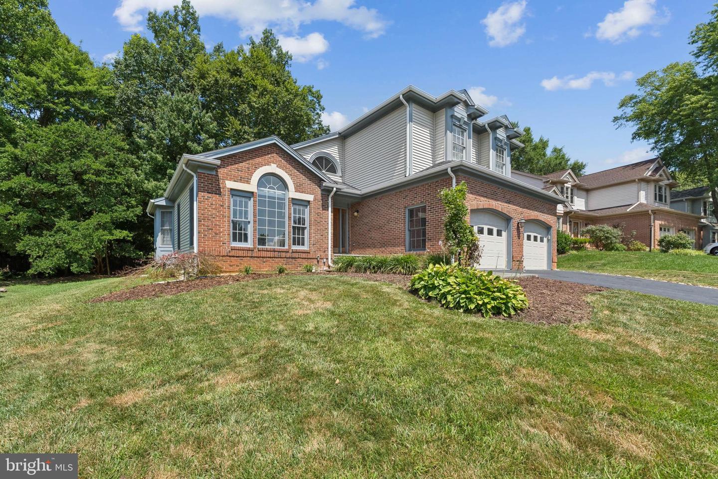 8410 COPPERLEAF CT, FAIRFAX STATION, Virginia 22039, 5 Bedrooms Bedrooms, ,4 BathroomsBathrooms,Residential,For sale,8410 COPPERLEAF CT,VAFX2254802 MLS # VAFX2254802