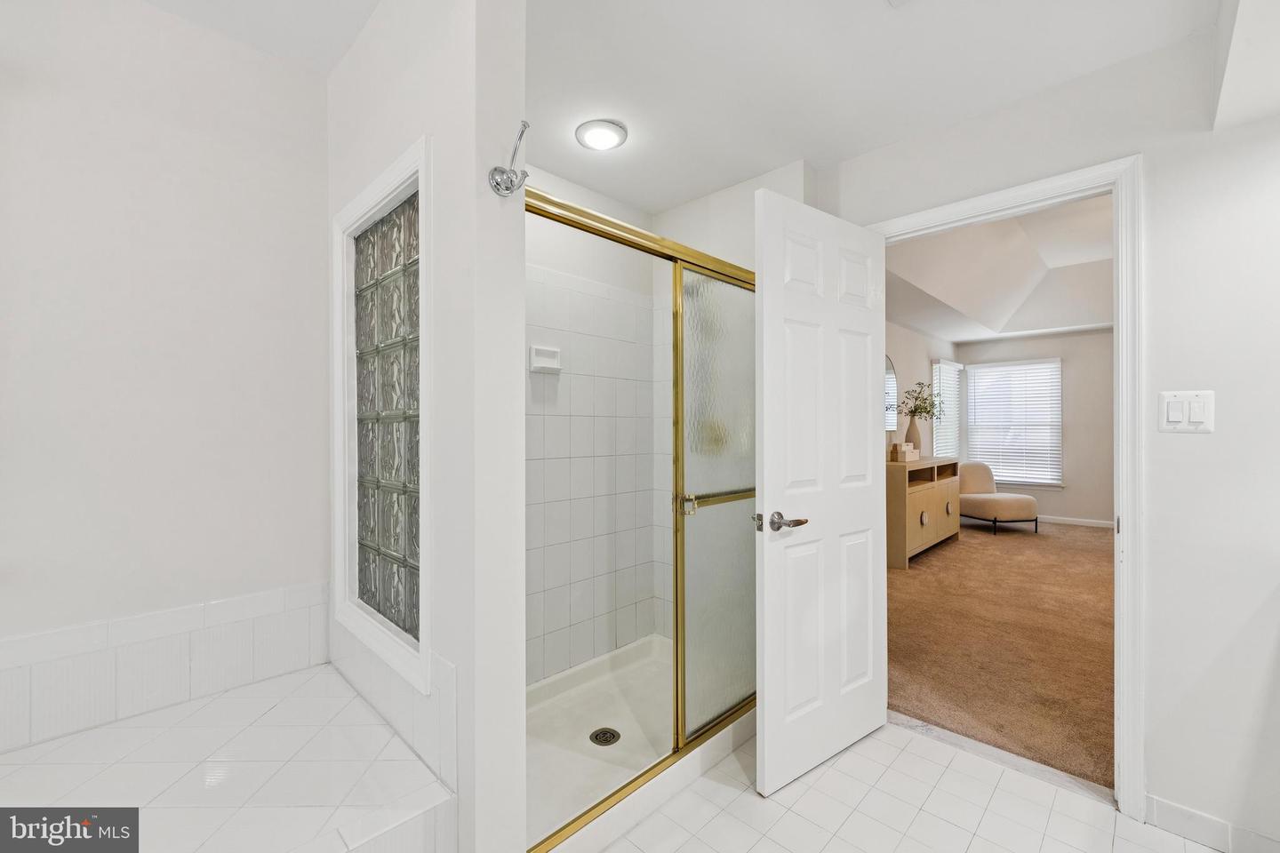 8410 COPPERLEAF CT, FAIRFAX STATION, Virginia 22039, 5 Bedrooms Bedrooms, ,4 BathroomsBathrooms,Residential,For sale,8410 COPPERLEAF CT,VAFX2254802 MLS # VAFX2254802
