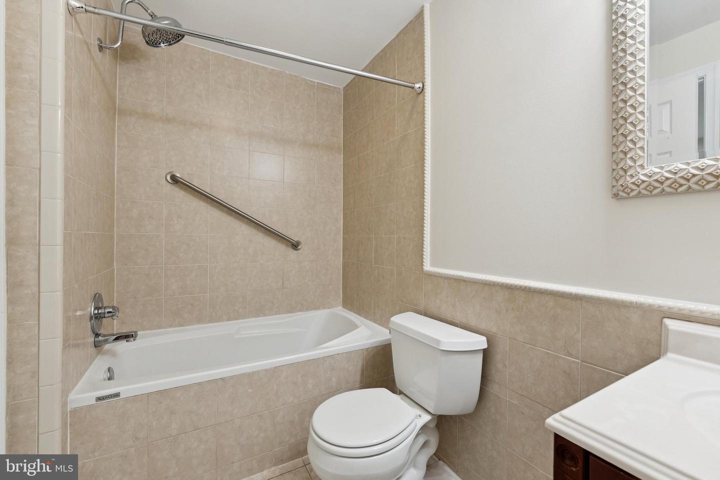 8410 COPPERLEAF CT, FAIRFAX STATION, Virginia 22039, 5 Bedrooms Bedrooms, ,4 BathroomsBathrooms,Residential,For sale,8410 COPPERLEAF CT,VAFX2254802 MLS # VAFX2254802