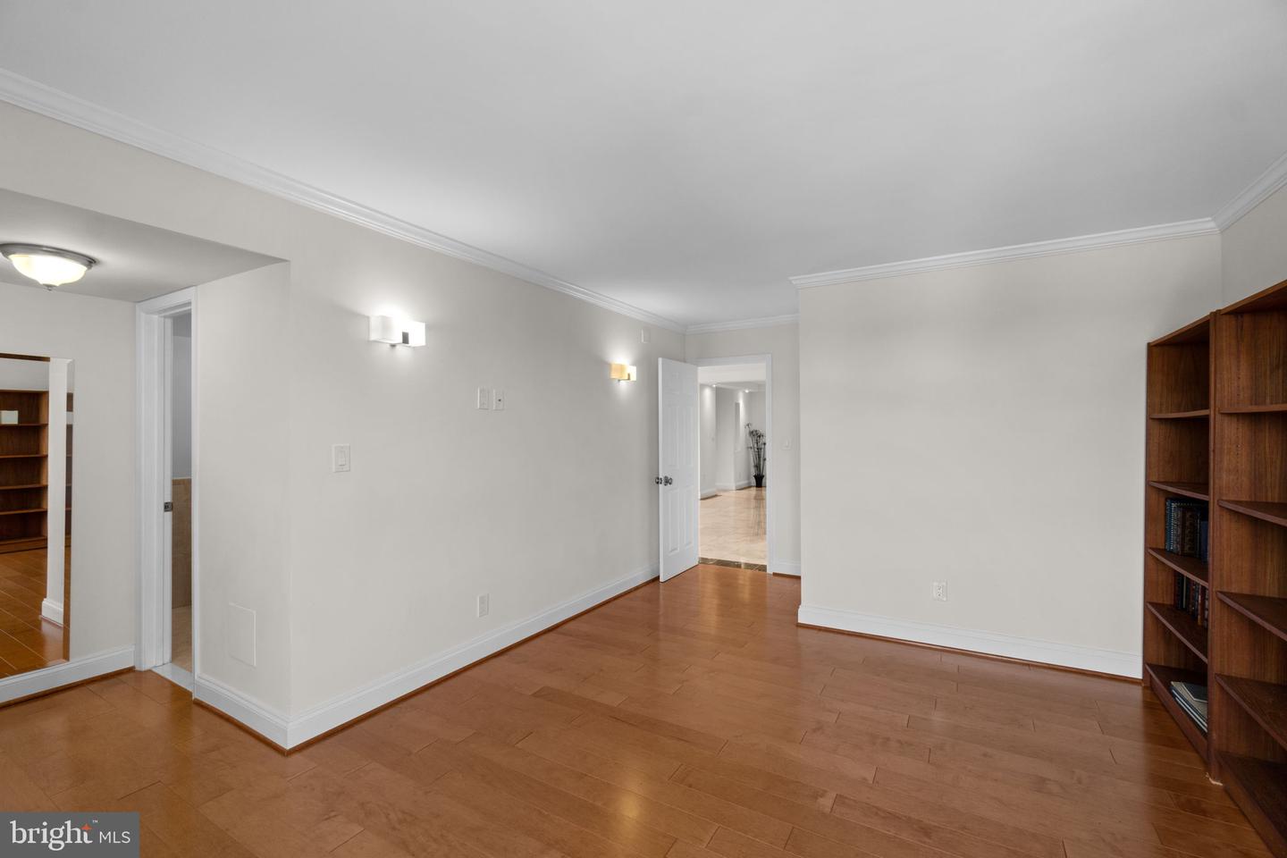 1800 OLD MEADOW RD #1512 - 1513, MCLEAN, Virginia 22102, 3 Bedrooms Bedrooms, ,3 BathroomsBathrooms,Residential,For sale,1800 OLD MEADOW RD #1512 - 1513,VAFX2254890 MLS # VAFX2254890