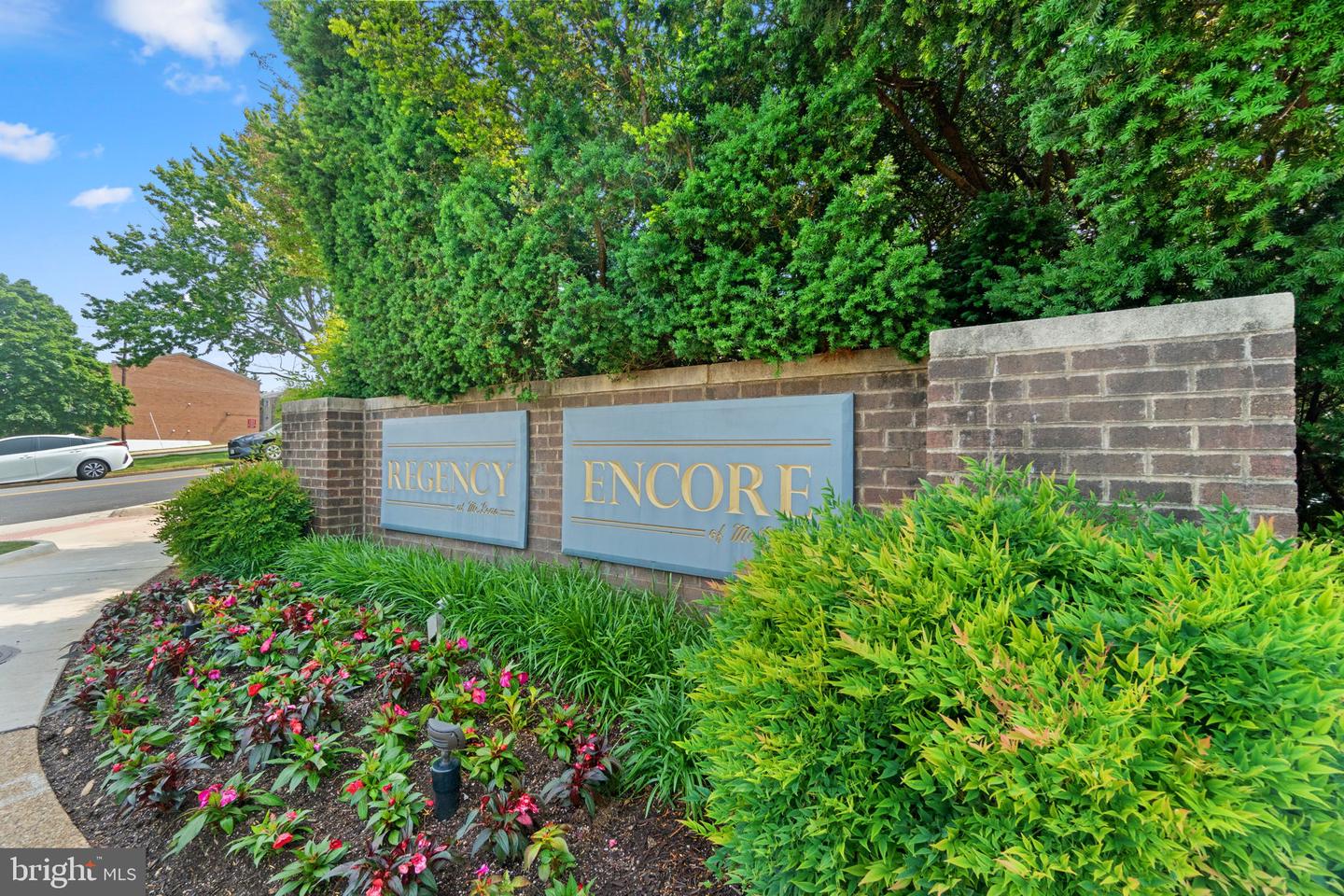 1800 OLD MEADOW RD #1512 - 1513, MCLEAN, Virginia 22102, 3 Bedrooms Bedrooms, ,3 BathroomsBathrooms,Residential,For sale,1800 OLD MEADOW RD #1512 - 1513,VAFX2254890 MLS # VAFX2254890