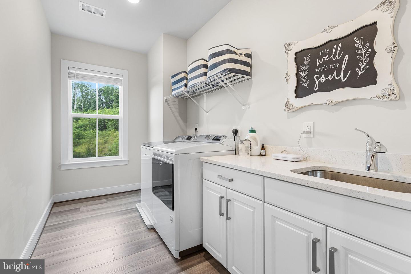 17703 WHITE CAMPION WAY, DUMFRIES, Virginia 22026, 4 Bedrooms Bedrooms, ,4 BathroomsBathrooms,Residential,For sale,17703 WHITE CAMPION WAY,VAPW2098992 MLS # VAPW2098992