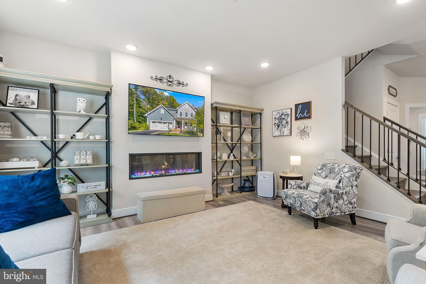 17703 WHITE CAMPION WAY, DUMFRIES, Virginia 22026, 4 Bedrooms Bedrooms, ,4 BathroomsBathrooms,Residential,For sale,17703 WHITE CAMPION WAY,VAPW2098992 MLS # VAPW2098992