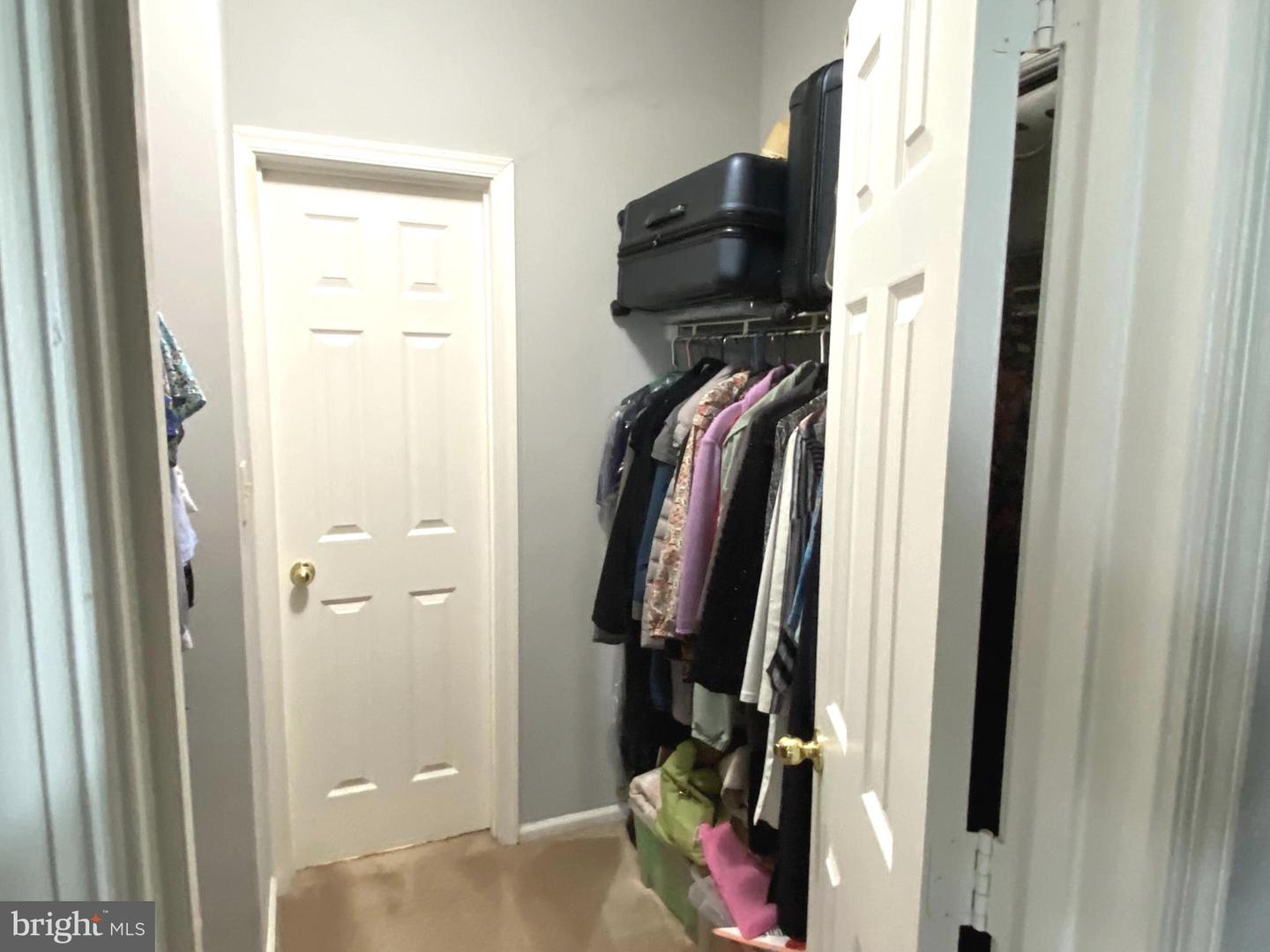 14322 CLIMBING ROSE WAY #205, CENTREVILLE, Virginia 20121, 1 Bedroom Bedrooms, ,1 BathroomBathrooms,Residential,For sale,14322 CLIMBING ROSE WAY #205,VAFX2254924 MLS # VAFX2254924