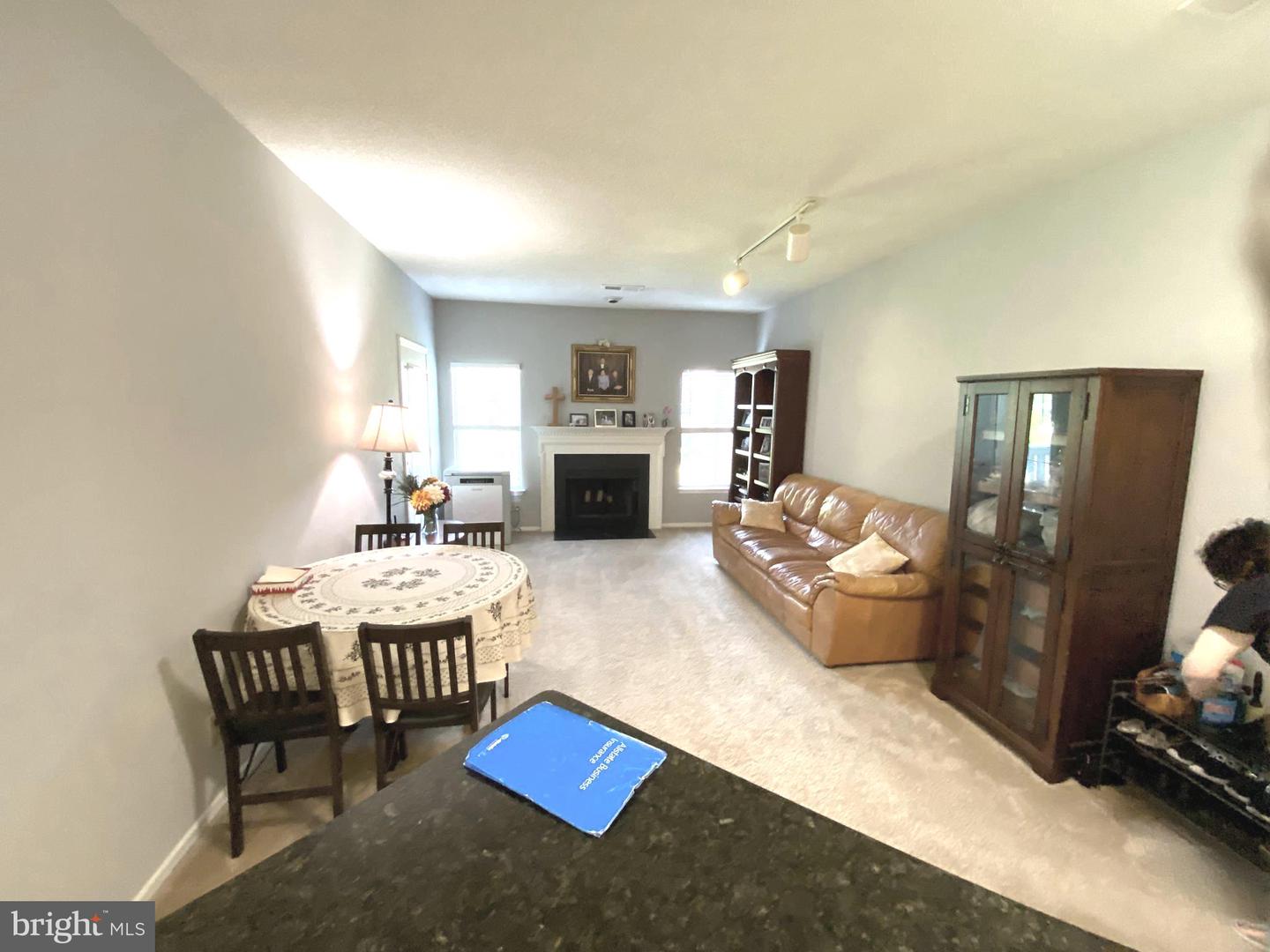 14322 CLIMBING ROSE WAY #205, CENTREVILLE, Virginia 20121, 1 Bedroom Bedrooms, ,1 BathroomBathrooms,Residential,For sale,14322 CLIMBING ROSE WAY #205,VAFX2254924 MLS # VAFX2254924