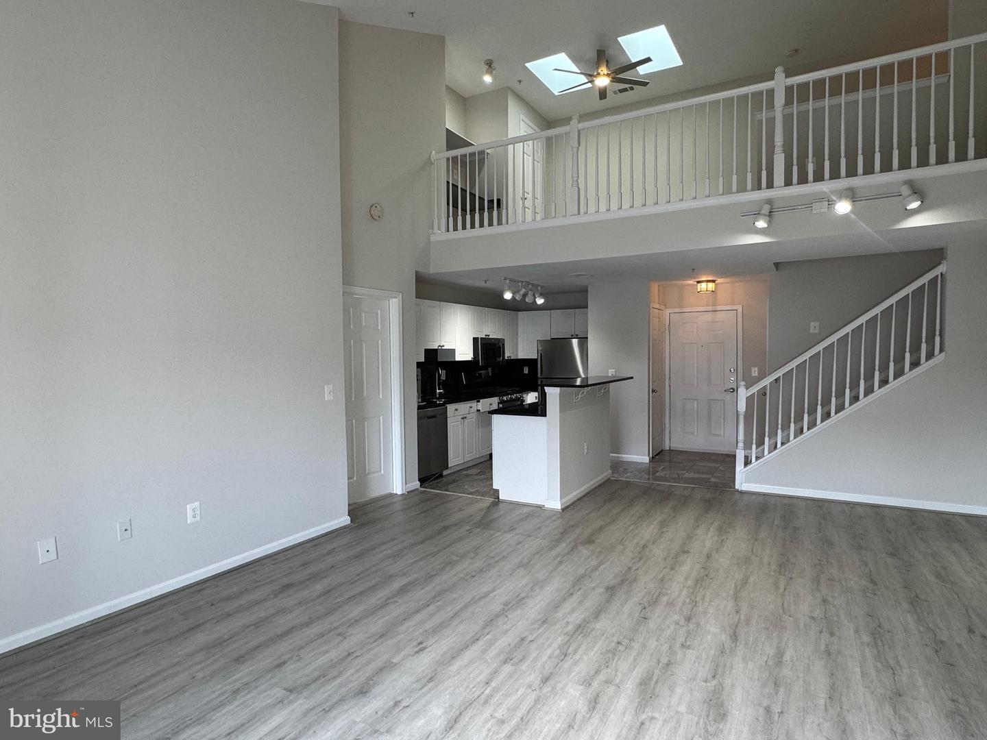 11352 ARISTOTLE DR #7-405, FAIRFAX, Virginia 22030, 2 Bedrooms Bedrooms, ,2 BathroomsBathrooms,Residential,For sale,11352 ARISTOTLE DR #7-405,VAFX2254942 MLS # VAFX2254942