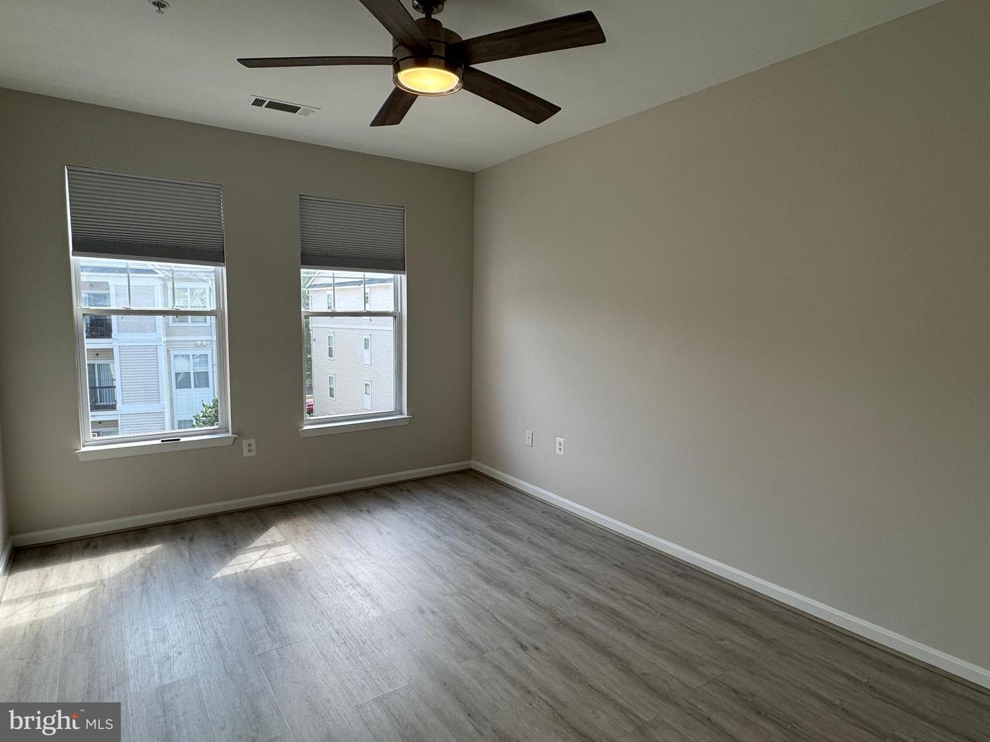 11352 ARISTOTLE DR #7-405, FAIRFAX, Virginia 22030, 2 Bedrooms Bedrooms, ,2 BathroomsBathrooms,Residential,For sale,11352 ARISTOTLE DR #7-405,VAFX2254942 MLS # VAFX2254942