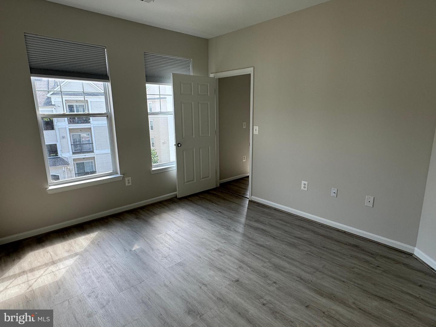 11352 ARISTOTLE DR #7-405, FAIRFAX, Virginia 22030, 2 Bedrooms Bedrooms, ,2 BathroomsBathrooms,Residential,For sale,11352 ARISTOTLE DR #7-405,VAFX2254942 MLS # VAFX2254942