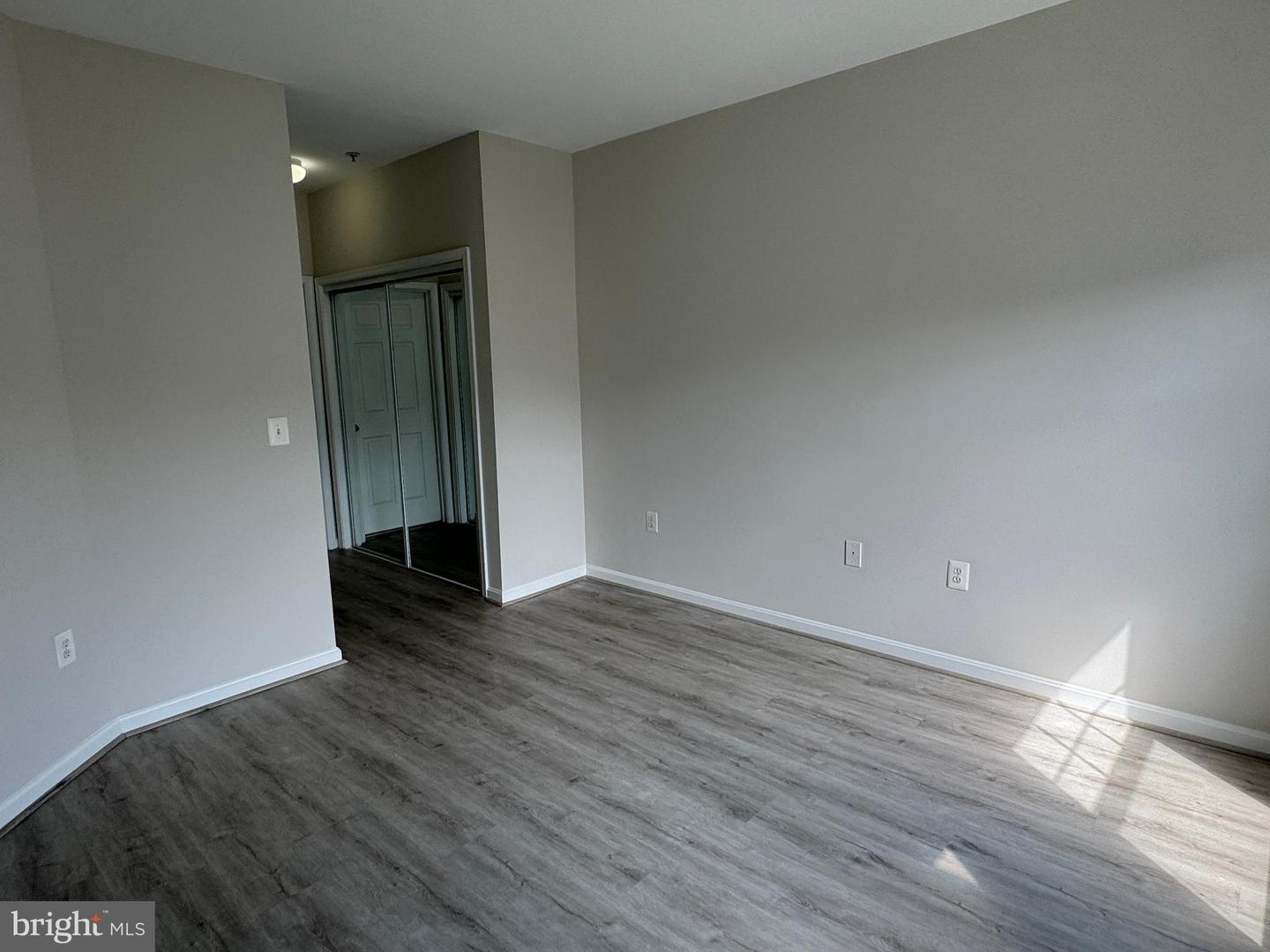 11352 ARISTOTLE DR #7-405, FAIRFAX, Virginia 22030, 2 Bedrooms Bedrooms, ,2 BathroomsBathrooms,Residential,For sale,11352 ARISTOTLE DR #7-405,VAFX2254942 MLS # VAFX2254942