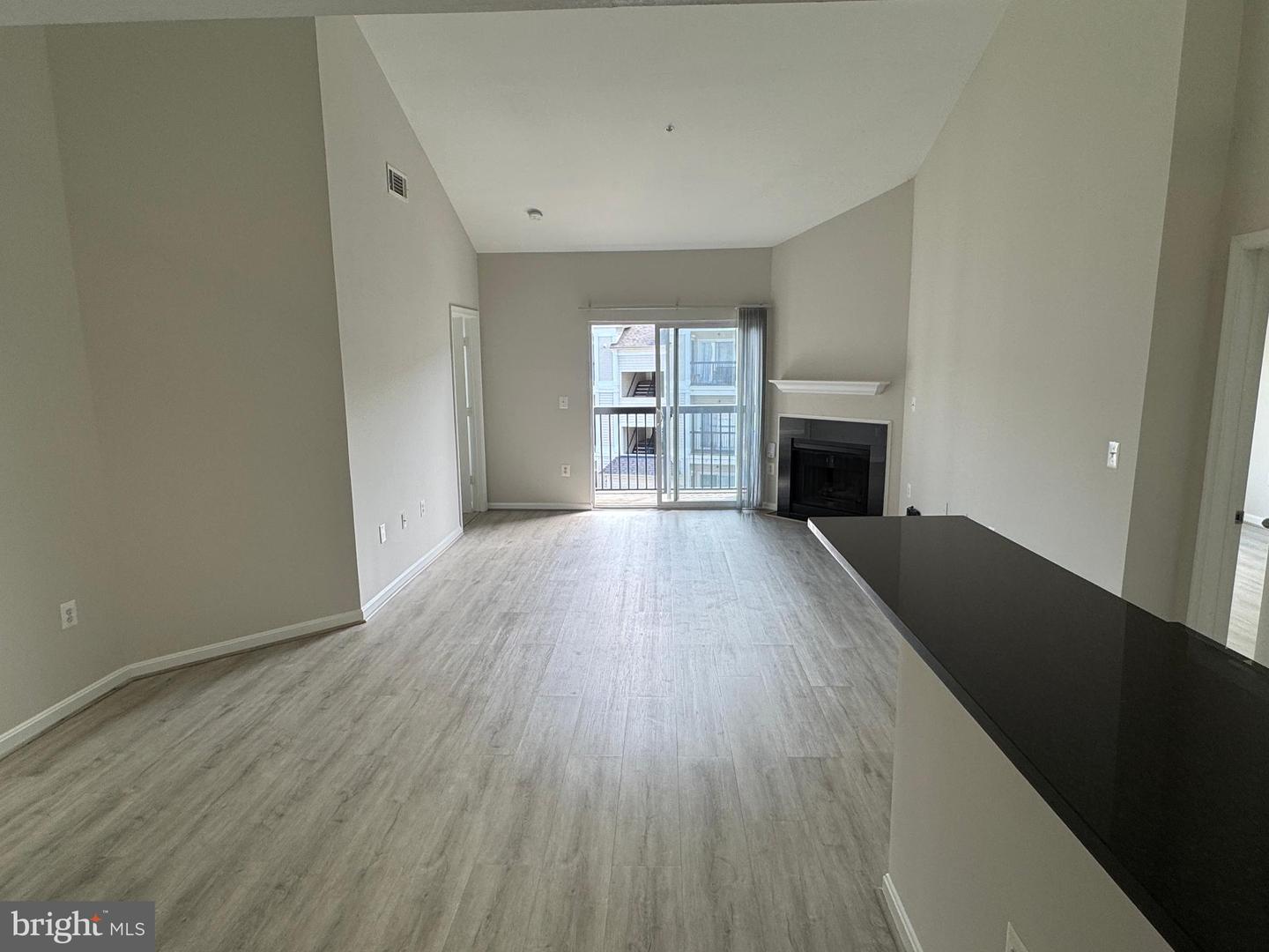 11352 ARISTOTLE DR #7-405, FAIRFAX, Virginia 22030, 2 Bedrooms Bedrooms, ,2 BathroomsBathrooms,Residential,For sale,11352 ARISTOTLE DR #7-405,VAFX2254942 MLS # VAFX2254942
