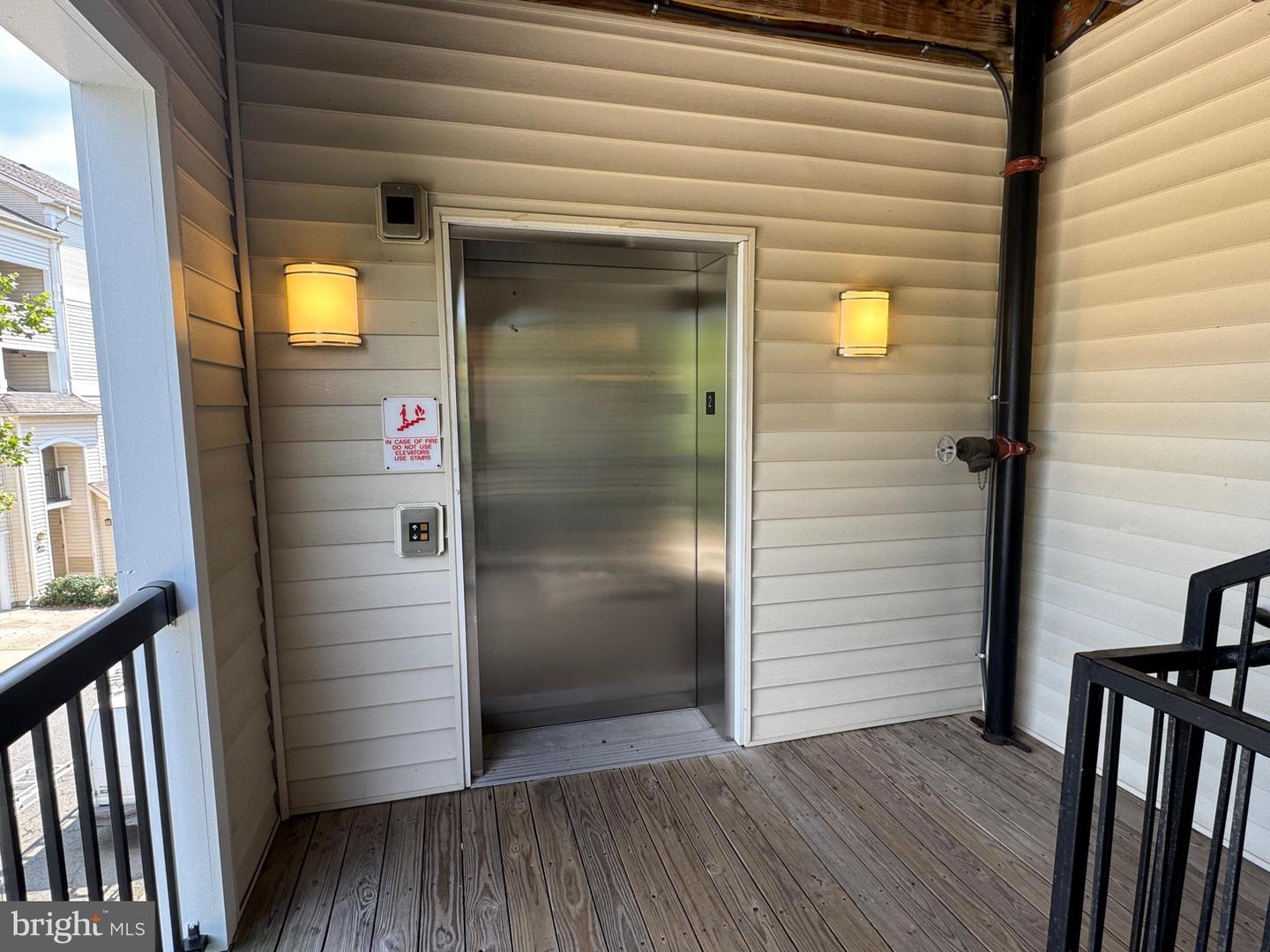 11352 ARISTOTLE DR #7-405, FAIRFAX, Virginia 22030, 2 Bedrooms Bedrooms, ,2 BathroomsBathrooms,Residential,For sale,11352 ARISTOTLE DR #7-405,VAFX2254942 MLS # VAFX2254942