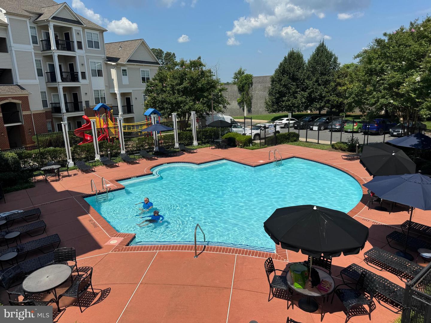11352 ARISTOTLE DR #7-405, FAIRFAX, Virginia 22030, 2 Bedrooms Bedrooms, ,2 BathroomsBathrooms,Residential,For sale,11352 ARISTOTLE DR #7-405,VAFX2254942 MLS # VAFX2254942