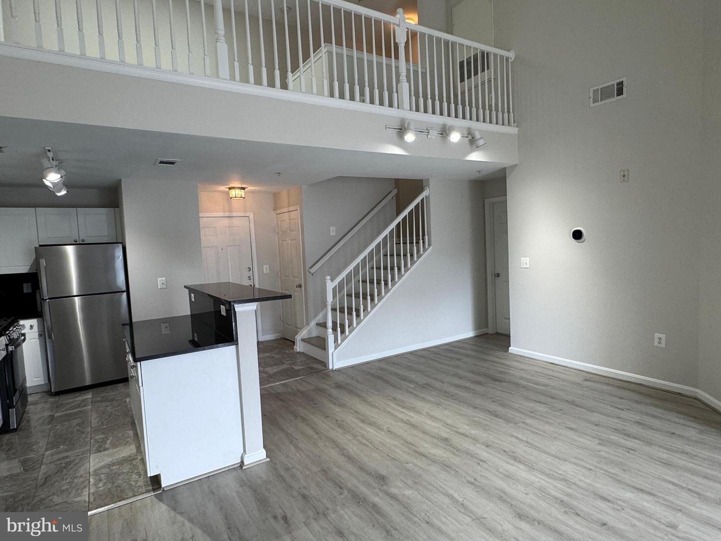 11352 ARISTOTLE DR #7-405, FAIRFAX, Virginia 22030, 2 Bedrooms Bedrooms, ,2 BathroomsBathrooms,Residential,For sale,11352 ARISTOTLE DR #7-405,VAFX2254942 MLS # VAFX2254942