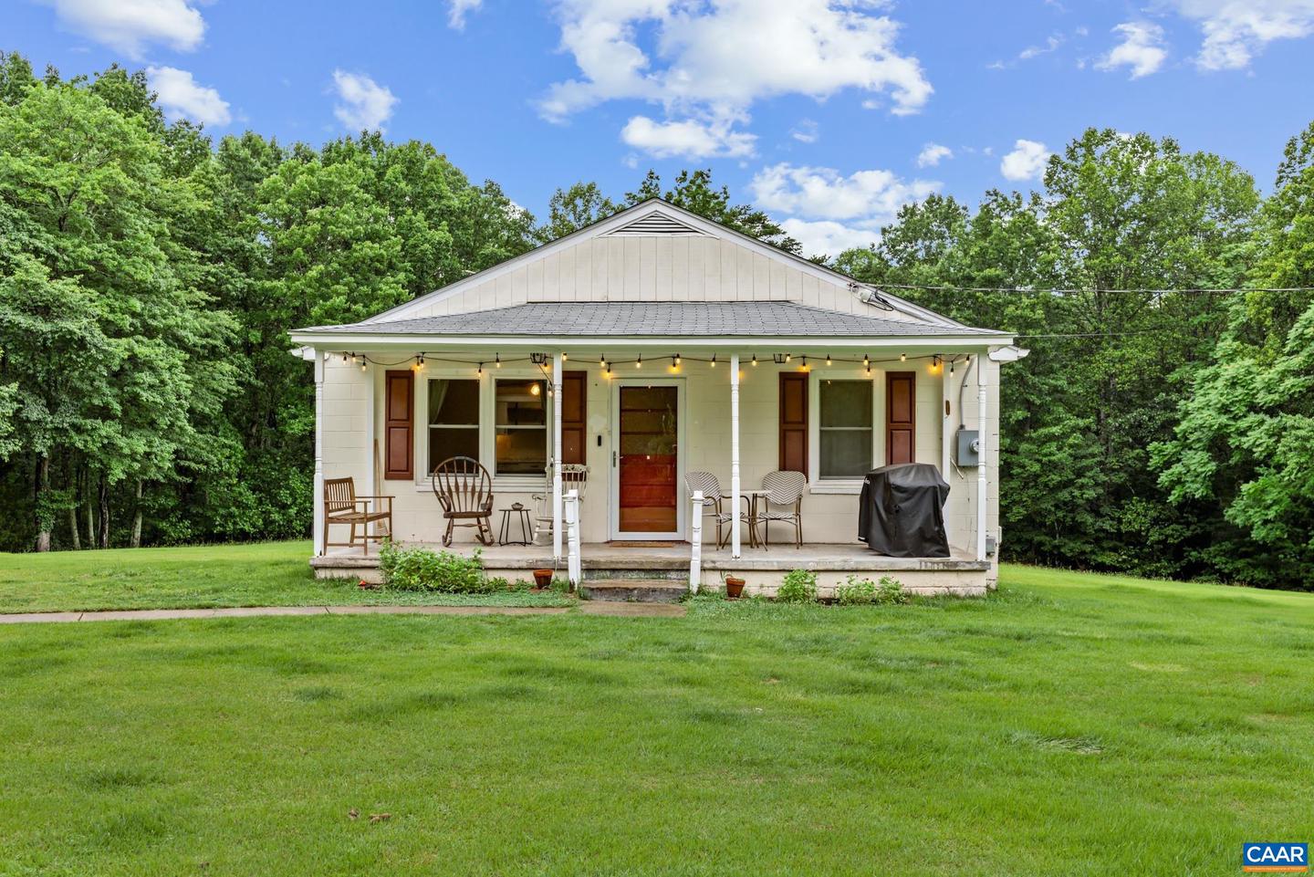 894 DOBBY CREEK RD, SCOTTSVILLE, Virginia 24590, 2 Bedrooms Bedrooms, ,1 BathroomBathrooms,Residential,For sale,894 DOBBY CREEK RD,666580 MLS # 666580