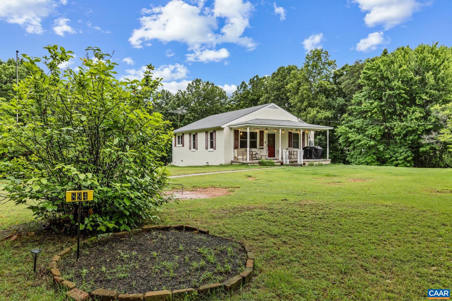 894 DOBBY CREEK RD, SCOTTSVILLE, Virginia 24590, 2 Bedrooms Bedrooms, ,1 BathroomBathrooms,Residential,For sale,894 DOBBY CREEK RD,666580 MLS # 666580
