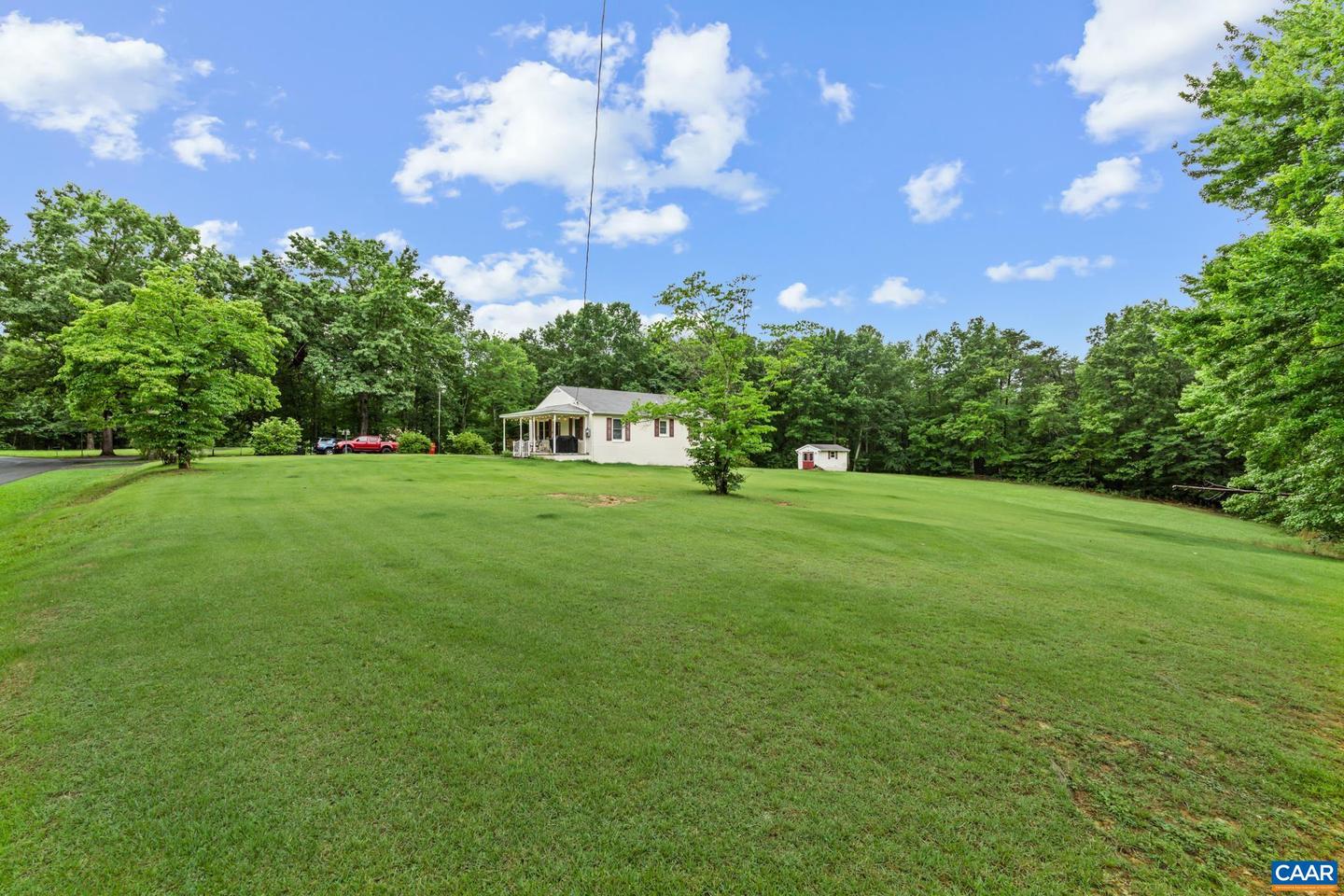 894 DOBBY CREEK RD, SCOTTSVILLE, Virginia 24590, 2 Bedrooms Bedrooms, ,1 BathroomBathrooms,Residential,For sale,894 DOBBY CREEK RD,666580 MLS # 666580