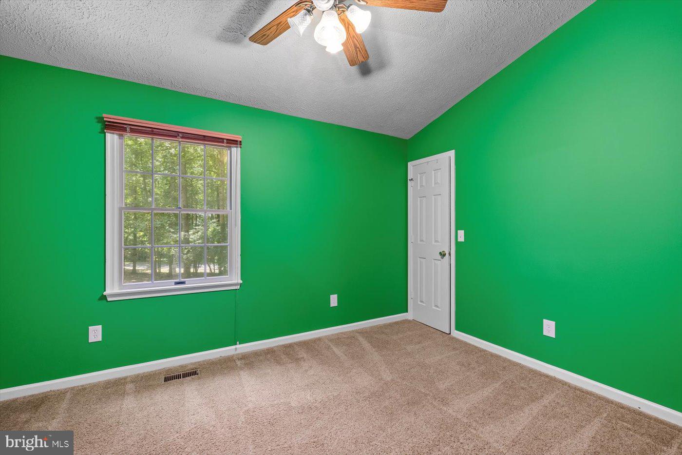 11701 BERRY LN, SPOTSYLVANIA, Virginia 22551, 3 Bedrooms Bedrooms, ,2 BathroomsBathrooms,Residential,For sale,11701 BERRY LN,VASP2034636 MLS # VASP2034636