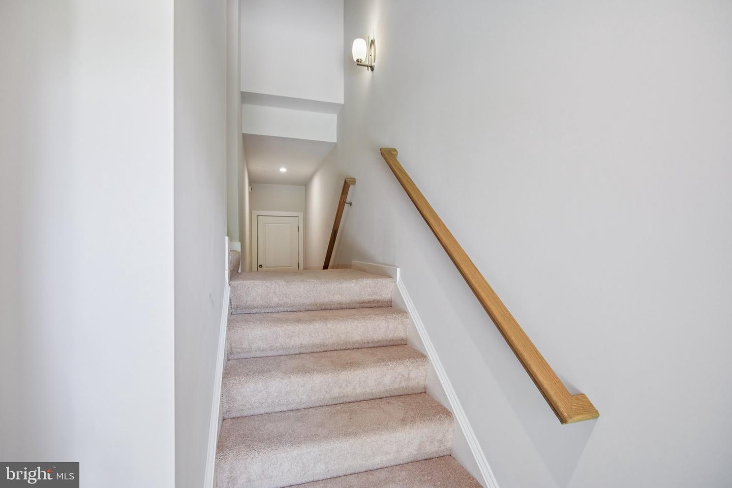 14156 GYPSUM LOOP #114, CHANTILLY, Virginia 20151, 3 Bedrooms Bedrooms, ,2 BathroomsBathrooms,Residential,For sale,14156 GYPSUM LOOP #114,VAFX2255014 MLS # VAFX2255014