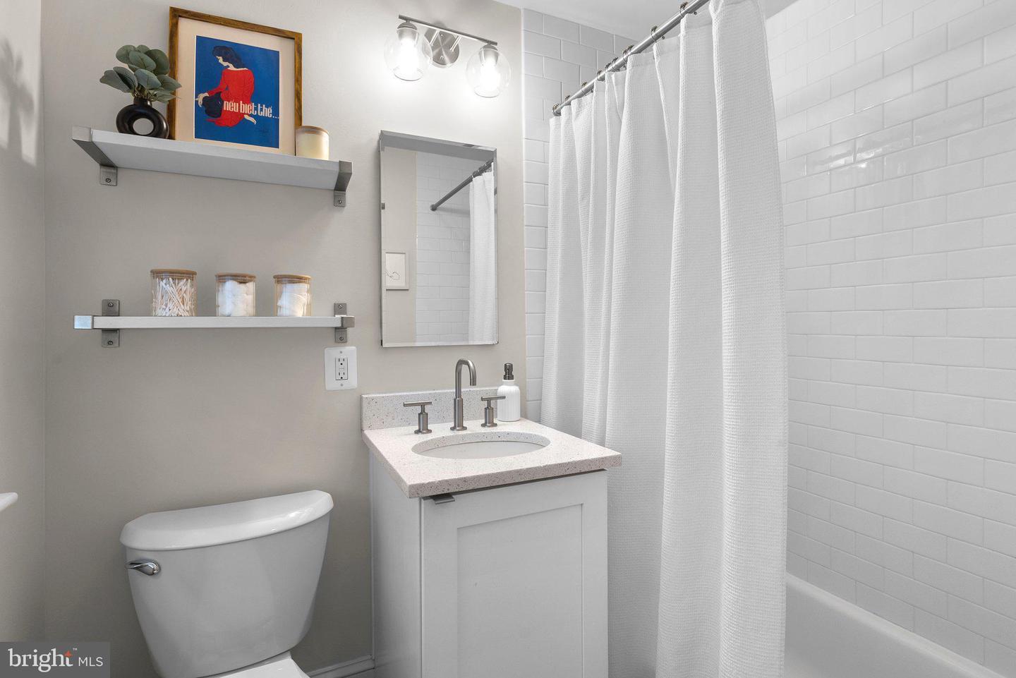 1451 PARK RD NW #104, WASHINGTON, District Of Columbia 20010, 1 Bedroom Bedrooms, ,1 BathroomBathrooms,Residential,For sale,1451 PARK RD NW #104,DCDC2209952 MLS # DCDC2209952