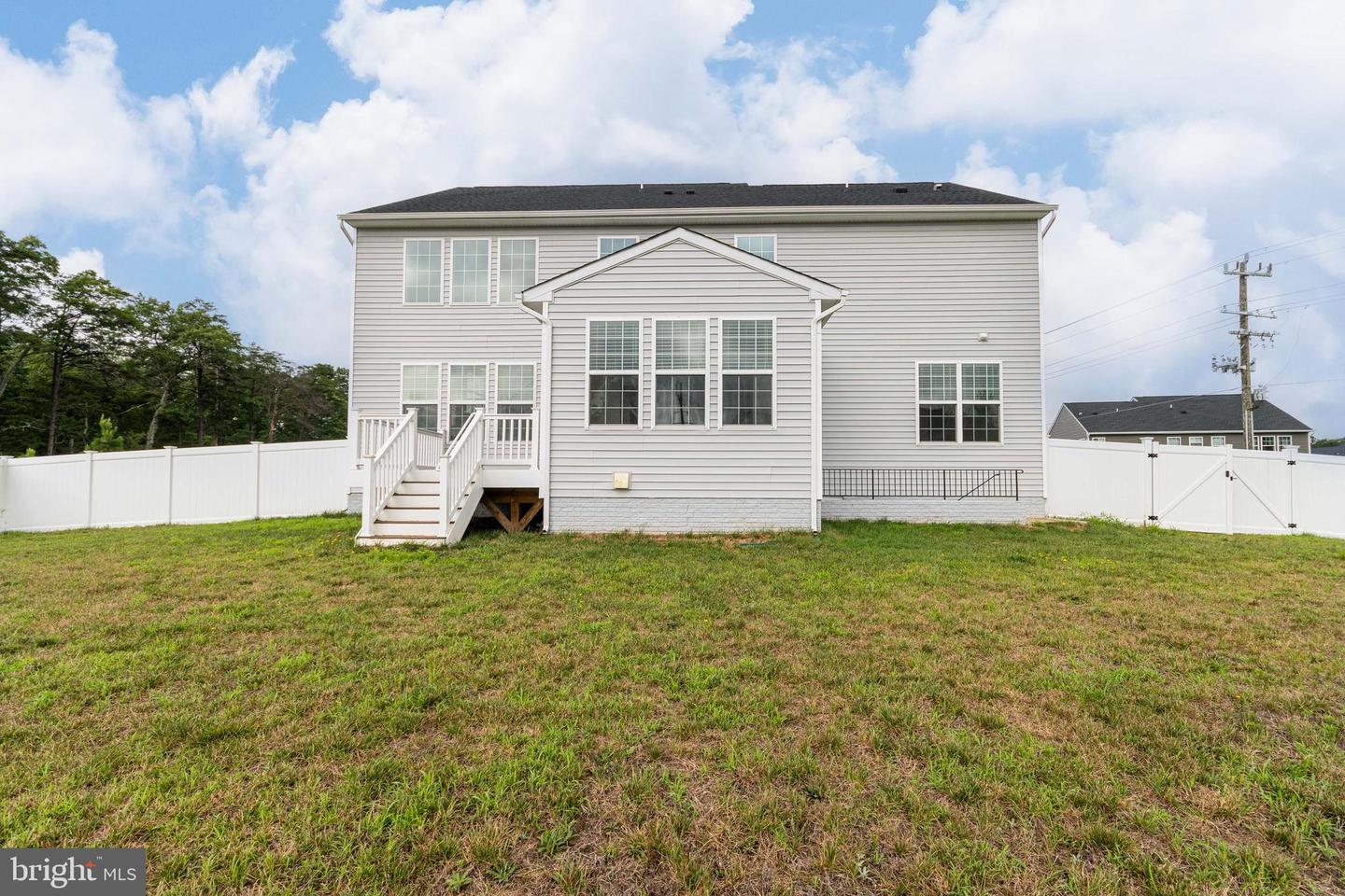 9003 WALNUT HILL RD, FREDERICKSBURG, Virginia 22408, 5 Bedrooms Bedrooms, ,3 BathroomsBathrooms,Residential,For sale,9003 WALNUT HILL RD,VASP2034648 MLS # VASP2034648