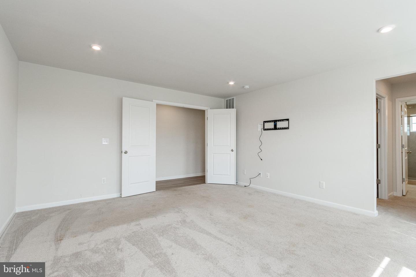9003 WALNUT HILL RD, FREDERICKSBURG, Virginia 22408, 5 Bedrooms Bedrooms, ,3 BathroomsBathrooms,Residential,For sale,9003 WALNUT HILL RD,VASP2034648 MLS # VASP2034648