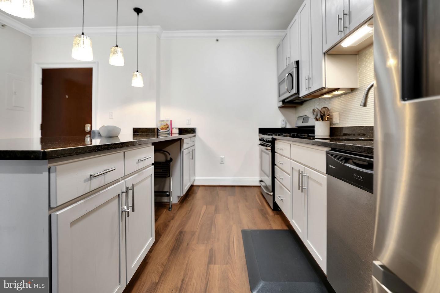 6301 EDSALL RD #104, ALEXANDRIA, Virginia 22312, 1 Bedroom Bedrooms, ,1 BathroomBathrooms,Residential,For sale,6301 EDSALL RD #104,VAFX2254964 MLS # VAFX2254964 6301 EDSALL RD #104, ALEXANDRIA, Virginia 22312, 1 Bedroom Bedrooms, ,1 BathroomBathrooms,Residential,For sale,6301 EDSALL RD #104,VAFX2254964 MLS # VAFX2254964