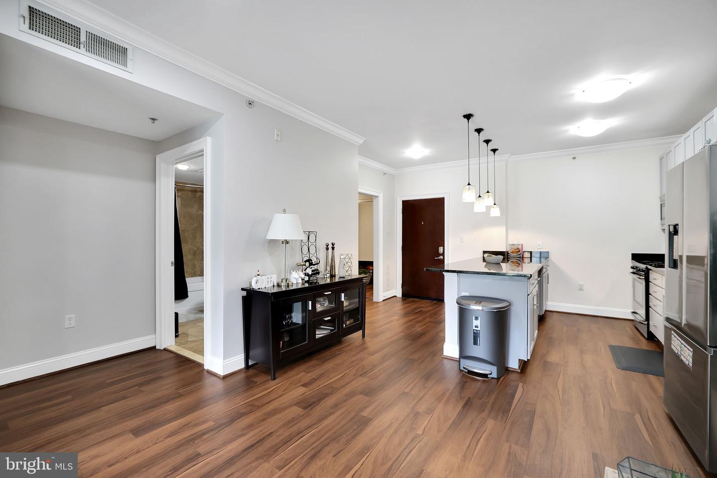 6301 EDSALL RD #104, ALEXANDRIA, Virginia 22312, 1 Bedroom Bedrooms, ,1 BathroomBathrooms,Residential,For sale,6301 EDSALL RD #104,VAFX2254964 MLS # VAFX2254964 6301 EDSALL RD #104, ALEXANDRIA, Virginia 22312, 1 Bedroom Bedrooms, ,1 BathroomBathrooms,Residential,For sale,6301 EDSALL RD #104,VAFX2254964 MLS # VAFX2254964