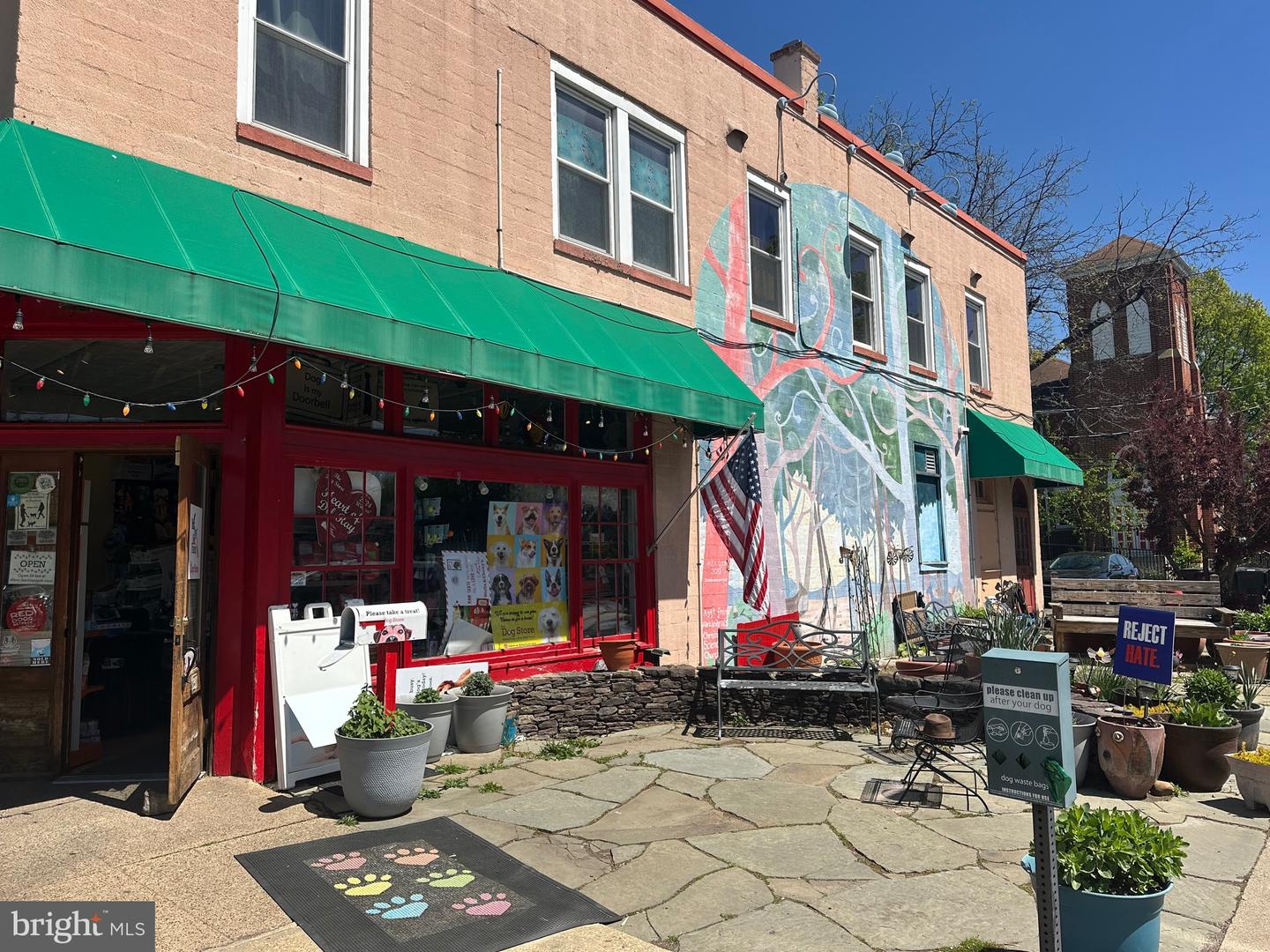 19-A W UHLER AVE, ALEXANDRIA, Virginia 22301, 3 Bedrooms Bedrooms, ,2 BathroomsBathrooms,Residential,For sale,19-A W UHLER AVE,VAAX2047392 MLS # VAAX2047392