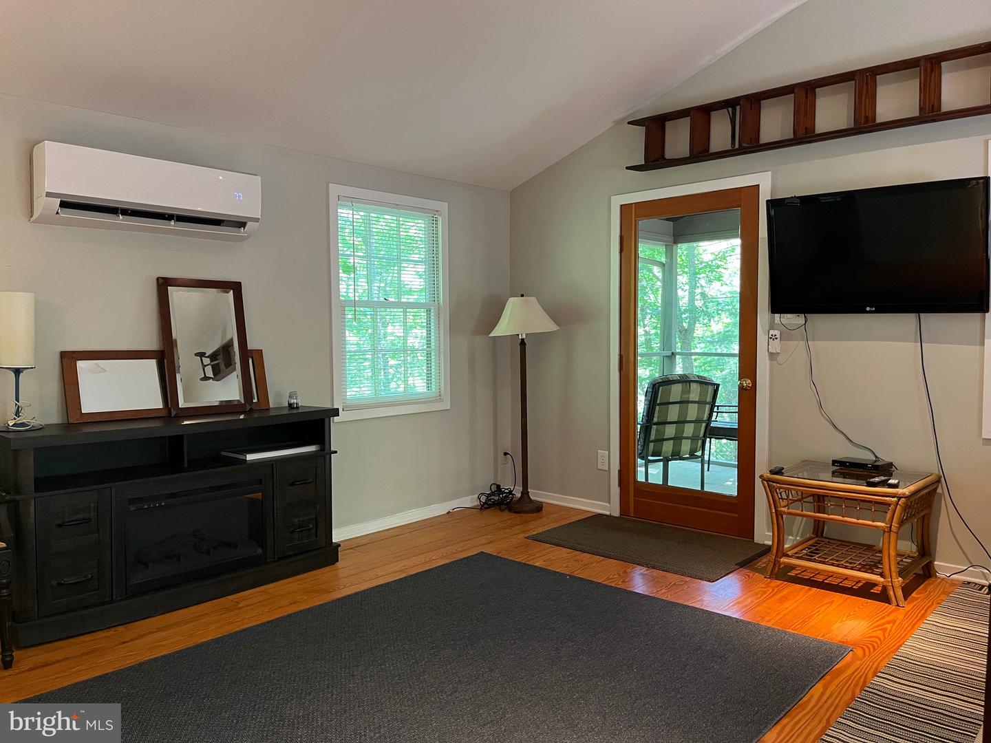 535 OLD HOLLOW RD, SPERRYVILLE, Virginia 22740, 1 Bedroom Bedrooms, ,1 BathroomBathrooms,Residential,For sale,535 OLD HOLLOW RD,VARP2002180 MLS # VARP2002180