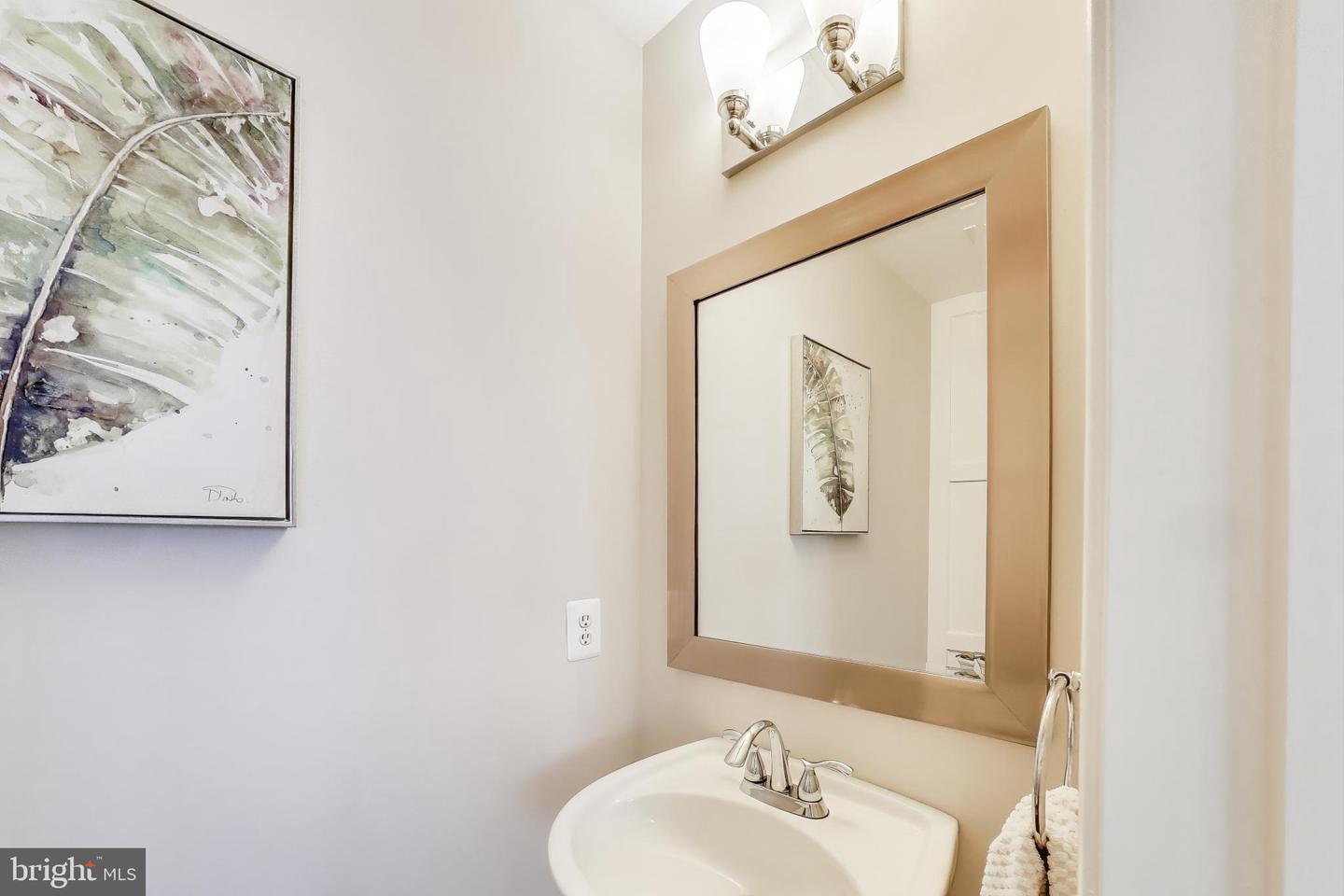 20208 NIGHTWATCH ST, ASHBURN, Virginia 20147, 3 Bedrooms Bedrooms, ,2 BathroomsBathrooms,Residential,For sale,20208 NIGHTWATCH ST,VALO2101892 MLS # VALO2101892