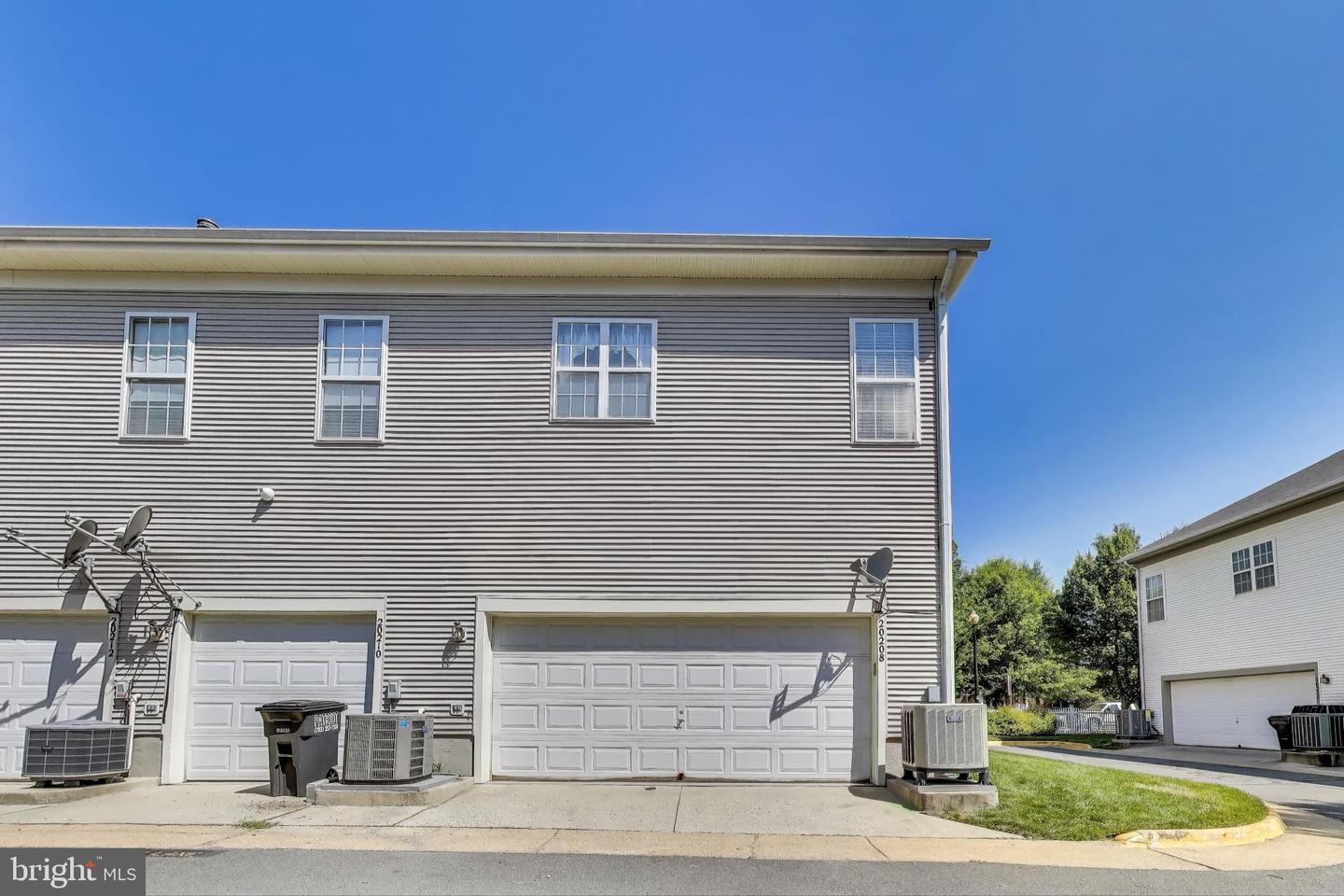 20208 NIGHTWATCH ST, ASHBURN, Virginia 20147, 3 Bedrooms Bedrooms, ,2 BathroomsBathrooms,Residential,For sale,20208 NIGHTWATCH ST,VALO2101892 MLS # VALO2101892