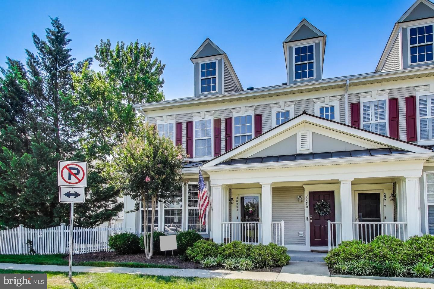 20208 NIGHTWATCH ST, ASHBURN, Virginia 20147, 3 Bedrooms Bedrooms, ,2 BathroomsBathrooms,Residential,For sale,20208 NIGHTWATCH ST,VALO2101892 MLS # VALO2101892