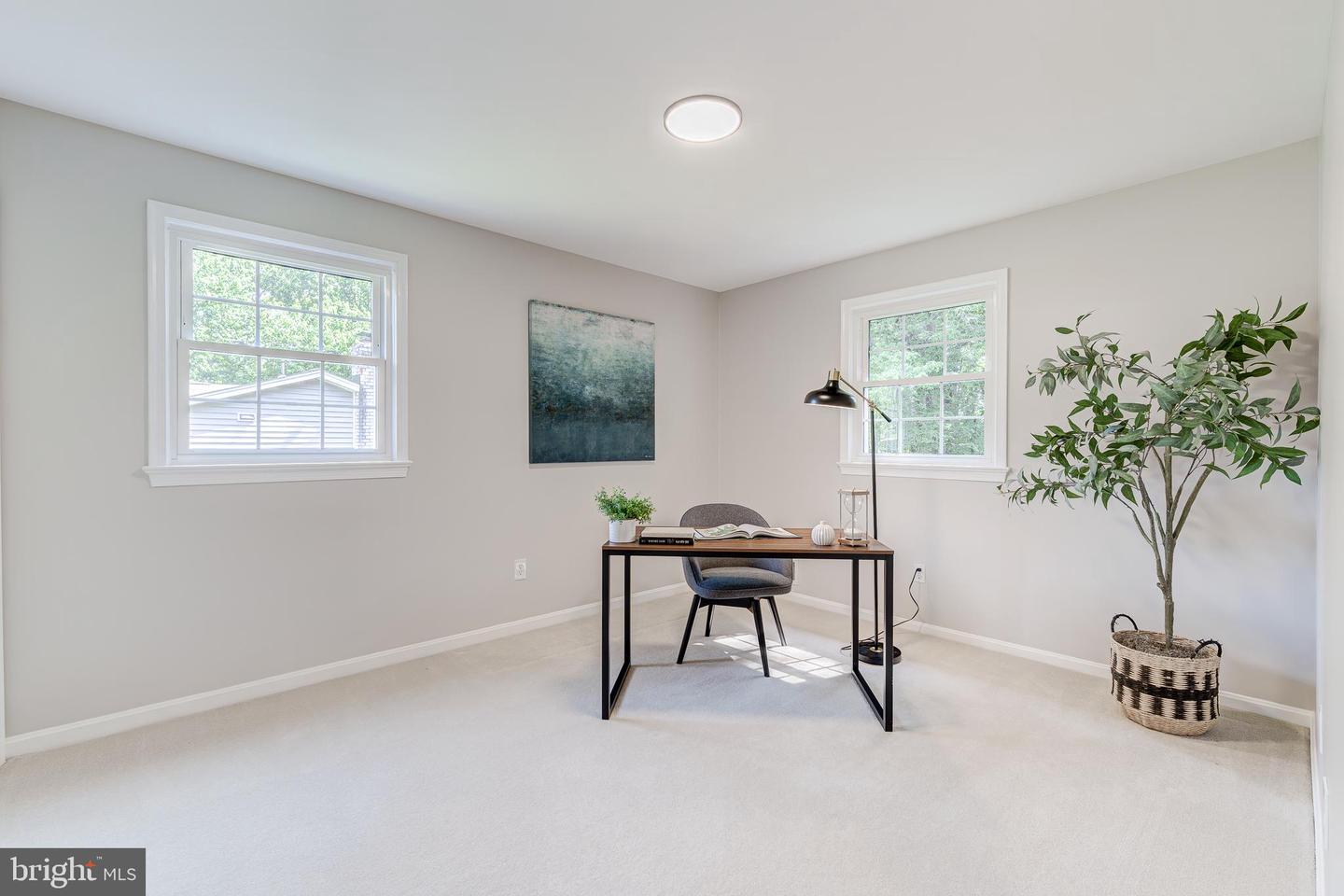 6803 HOUNDMASTER RD, SPRINGFIELD, Virginia 22152, 4 Bedrooms Bedrooms, ,3 BathroomsBathrooms,Residential,For sale,6803 HOUNDMASTER RD,VAFX2255154 MLS # VAFX2255154