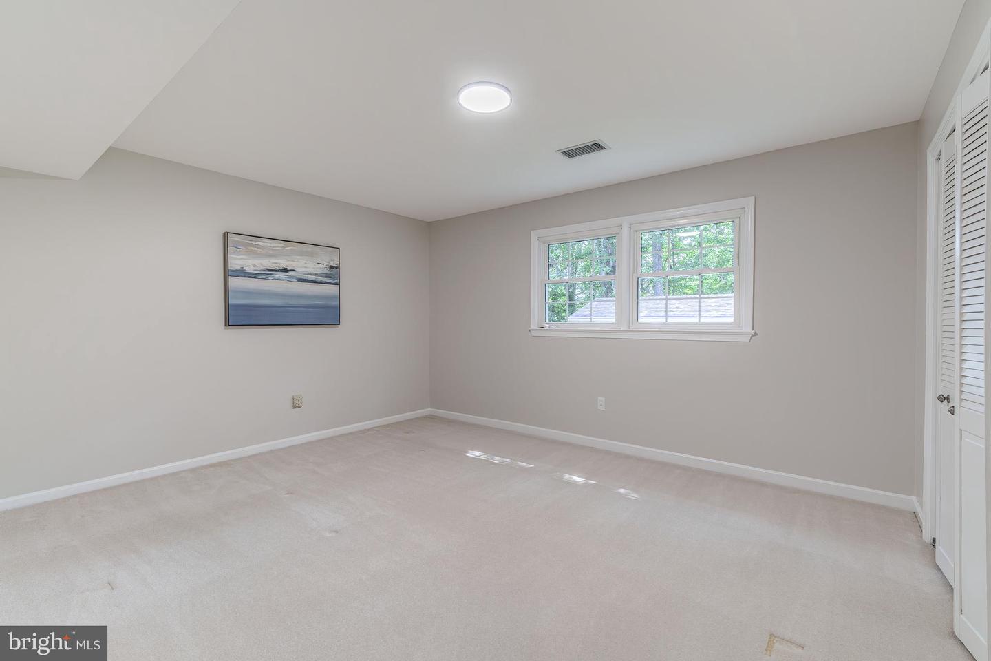 6803 HOUNDMASTER RD, SPRINGFIELD, Virginia 22152, 4 Bedrooms Bedrooms, ,3 BathroomsBathrooms,Residential,For sale,6803 HOUNDMASTER RD,VAFX2255154 MLS # VAFX2255154