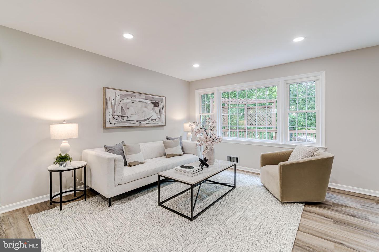 6803 HOUNDMASTER RD, SPRINGFIELD, Virginia 22152, 4 Bedrooms Bedrooms, ,3 BathroomsBathrooms,Residential,For sale,6803 HOUNDMASTER RD,VAFX2255154 MLS # VAFX2255154